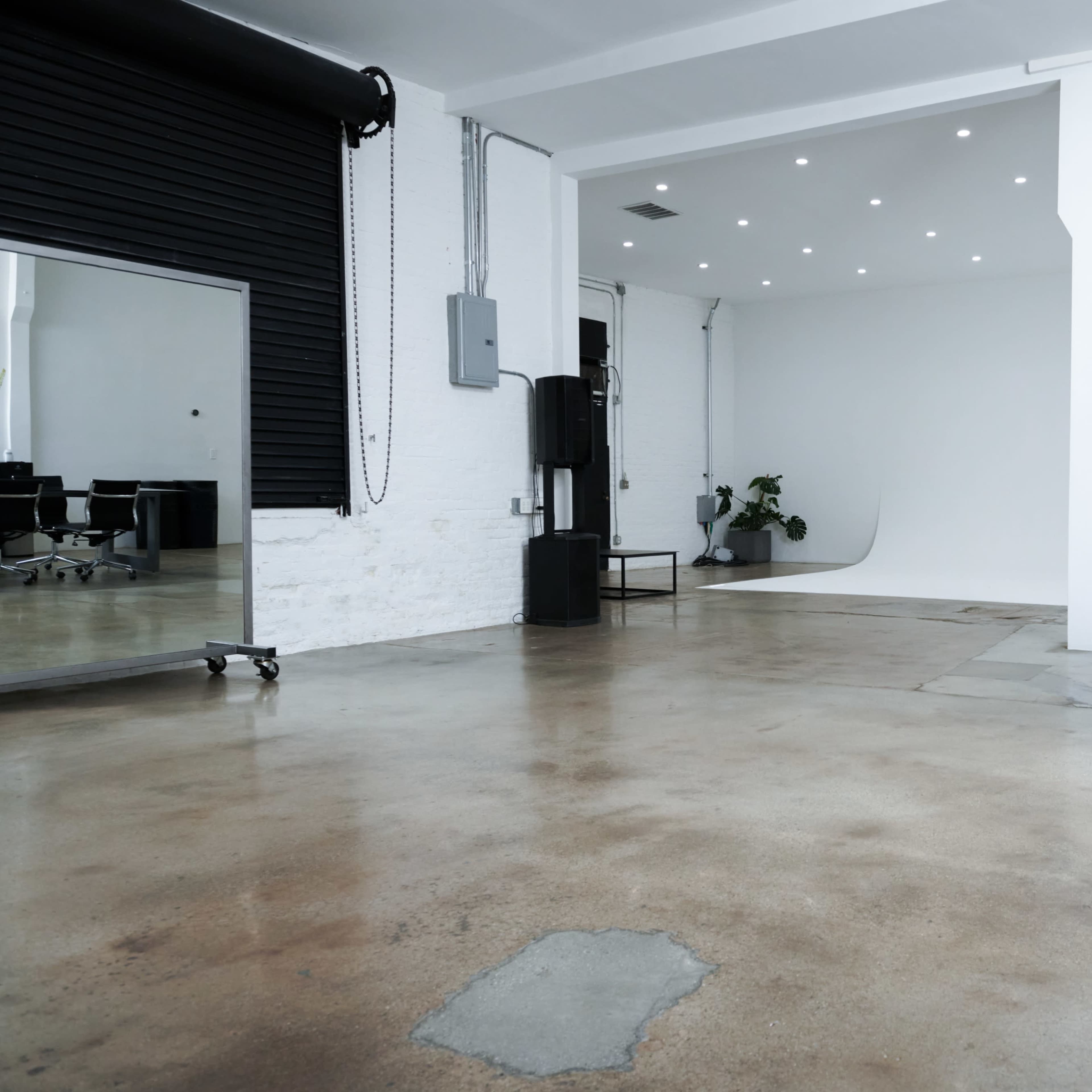Modern Industrial Photo & Video Studio with Cyc Wall Image in Boyle Heights, Los Angeles, CA