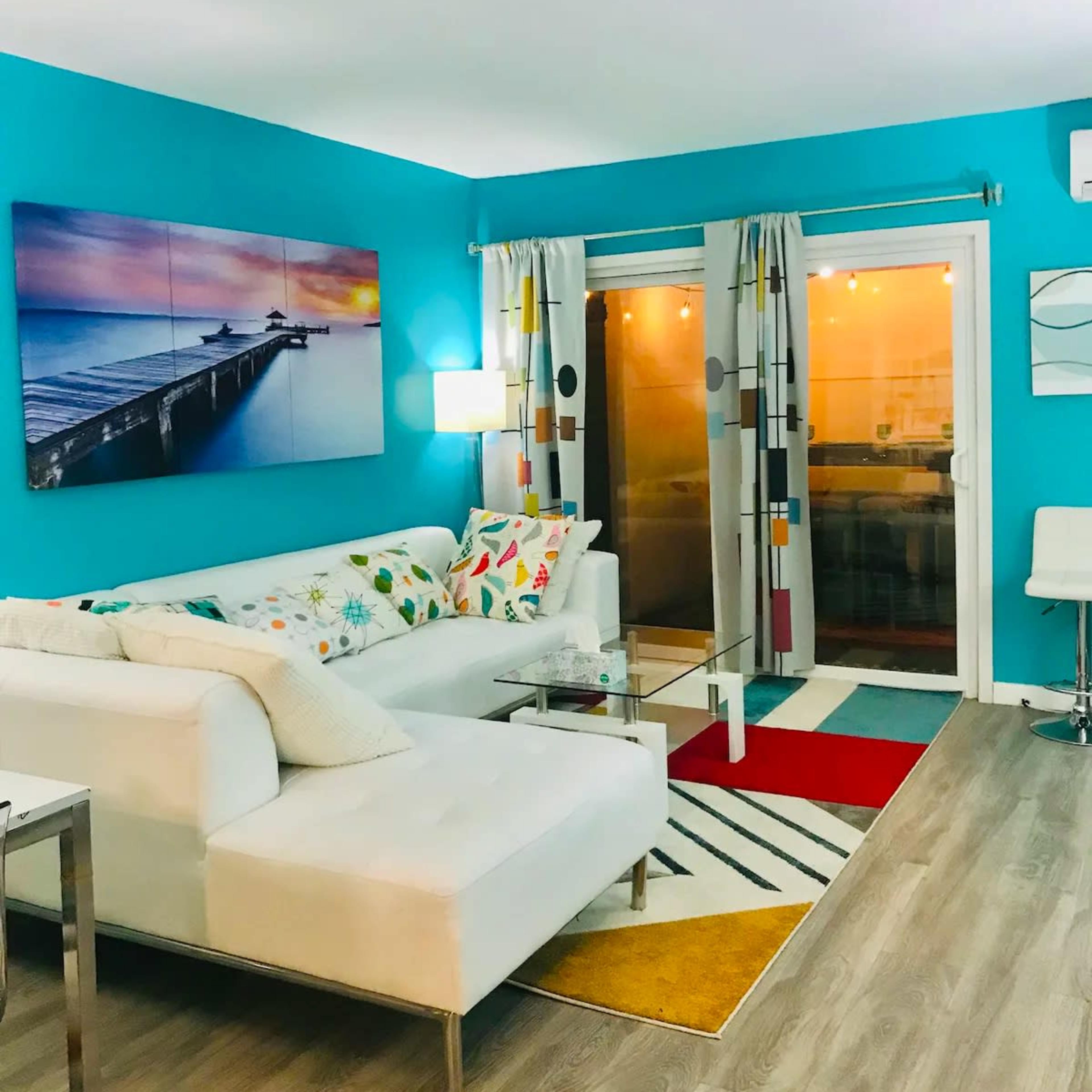 Stylish Condo with a Private Patio Image in Altadena, Altadena, CA