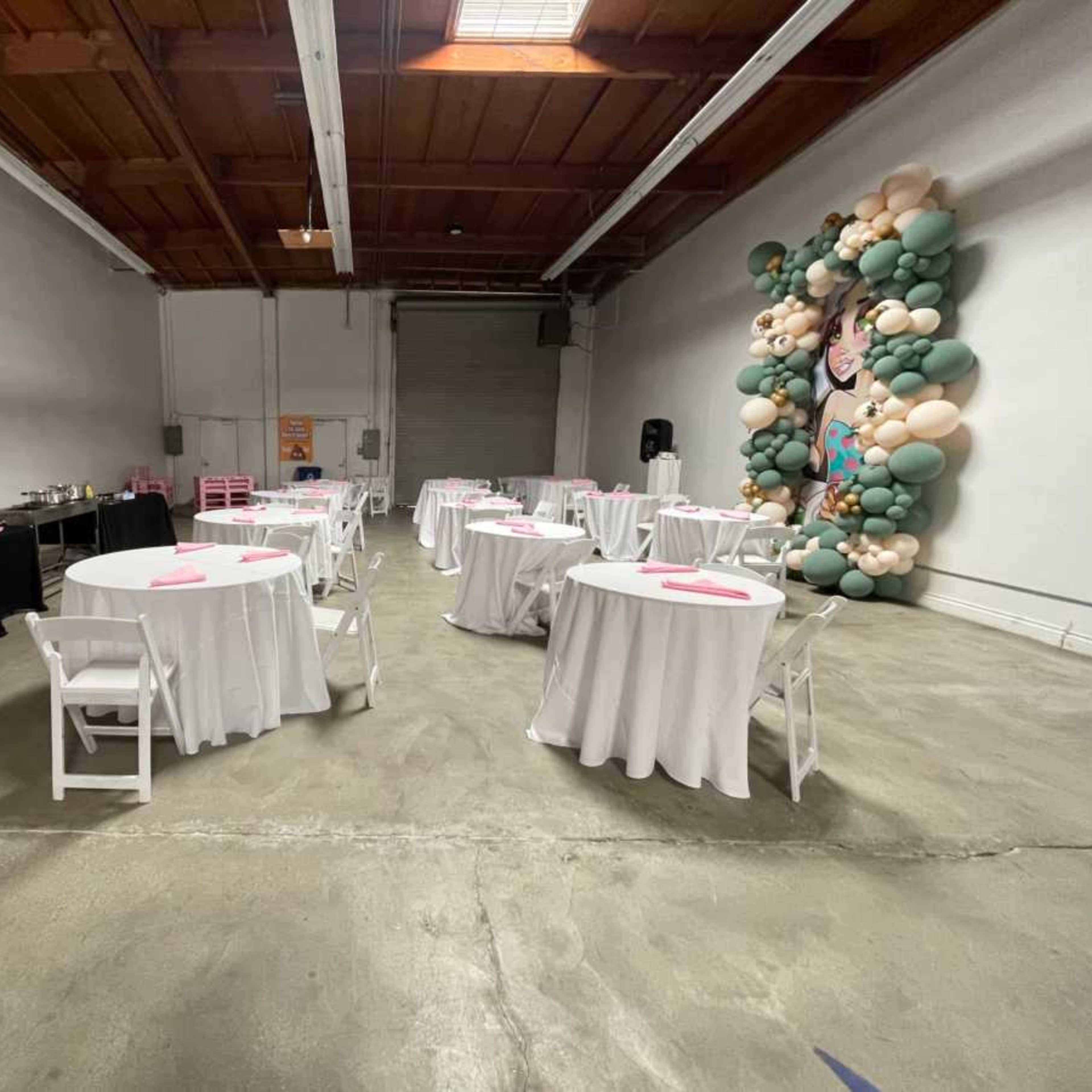 White Warehouse with High Ceilings  Creative Space Image in Cudahy, Cudahy, CA