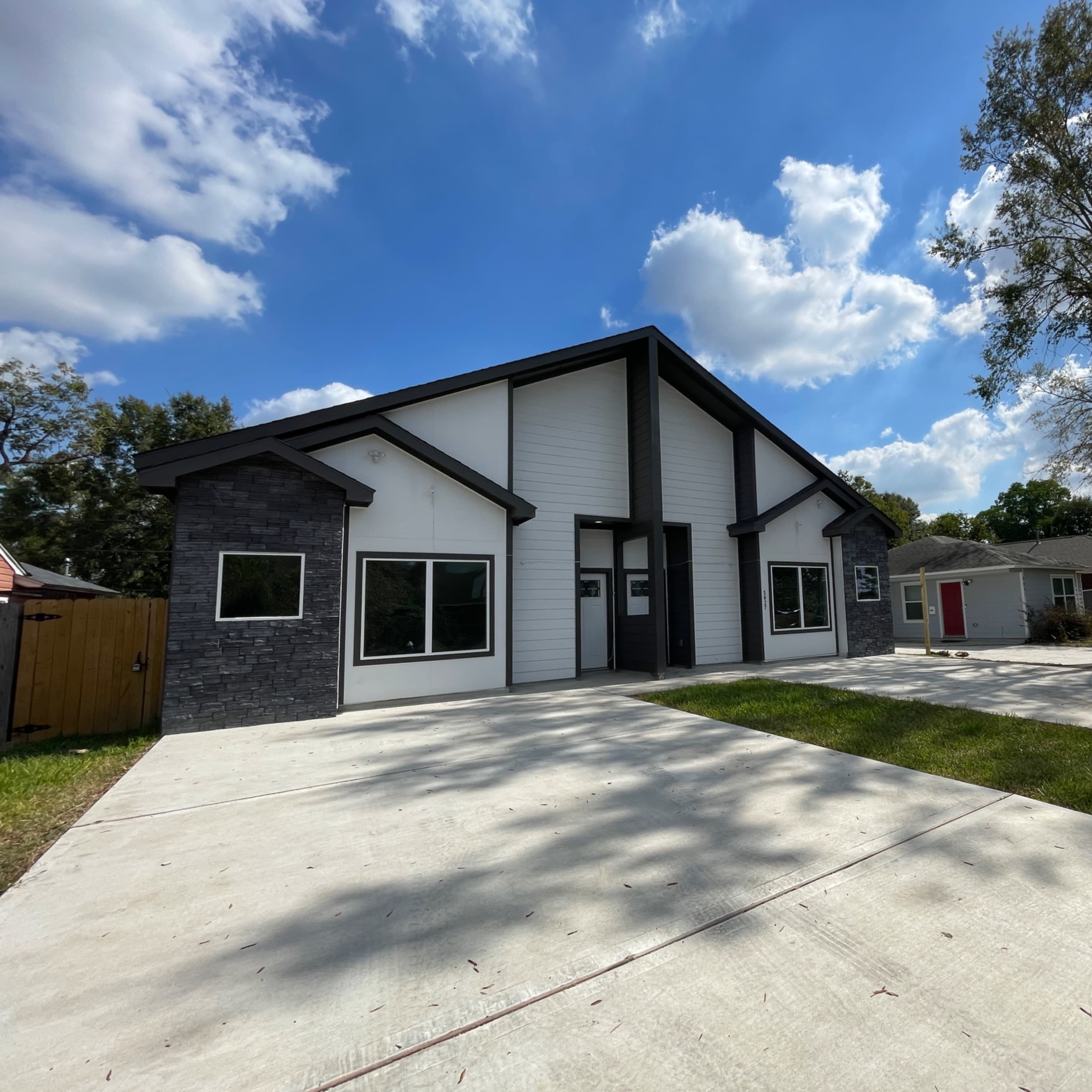 Suite Serenity Image in Greater OST / South Union, Houston, TX