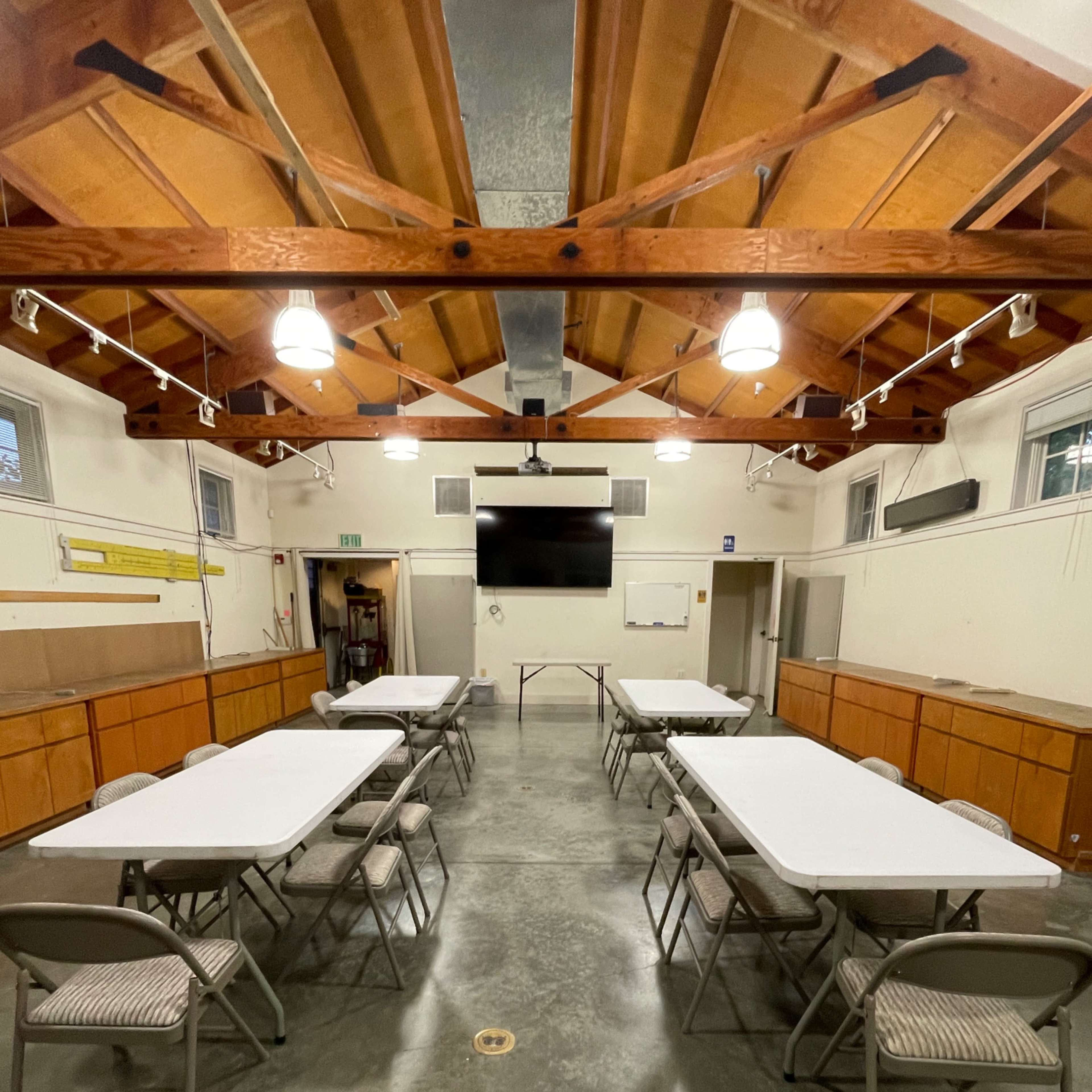 Spacious meeting room in downtown Palo Alto Image in University South, Palo Alto, CA