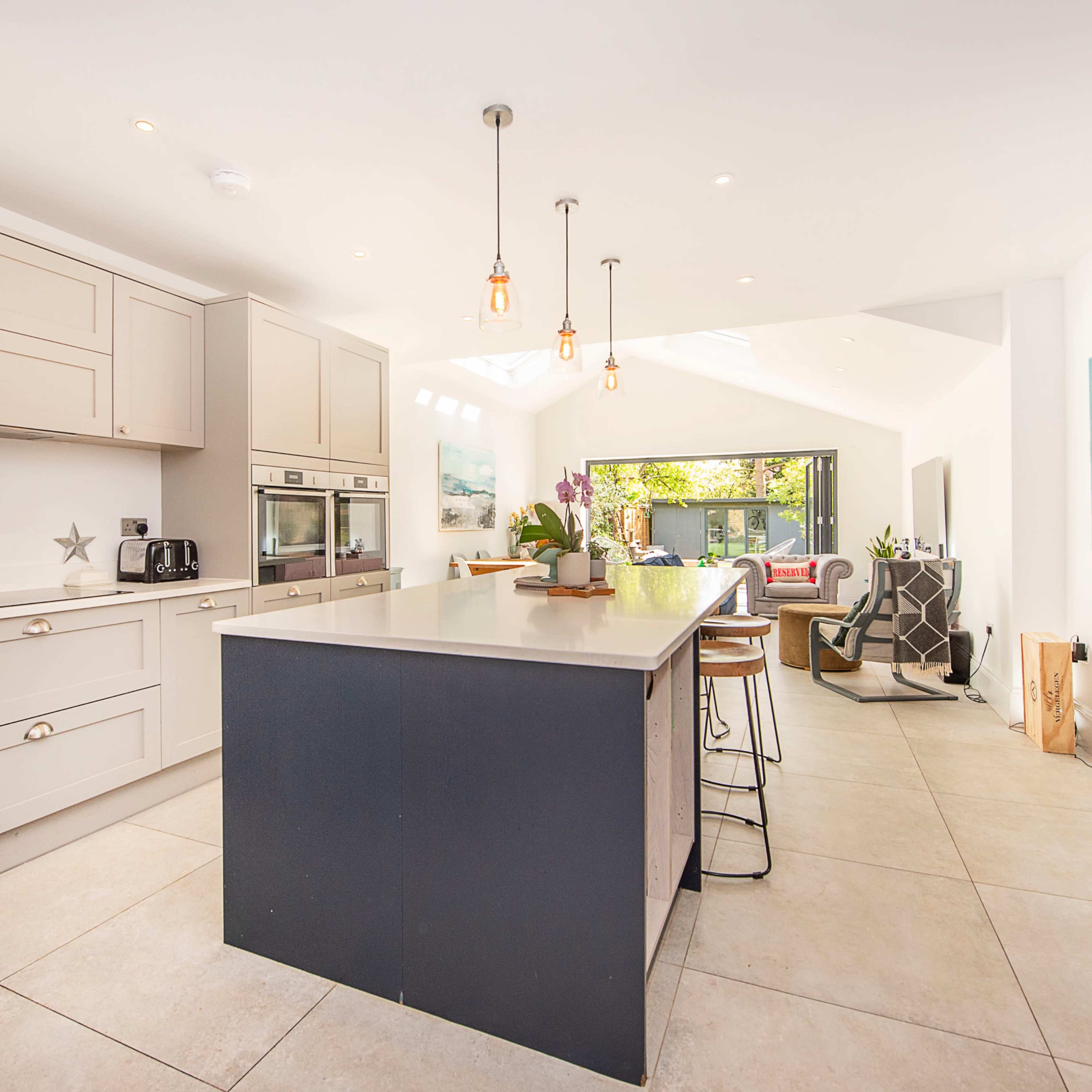 London light and modern kitchen space with big garden views Image in London, London, England