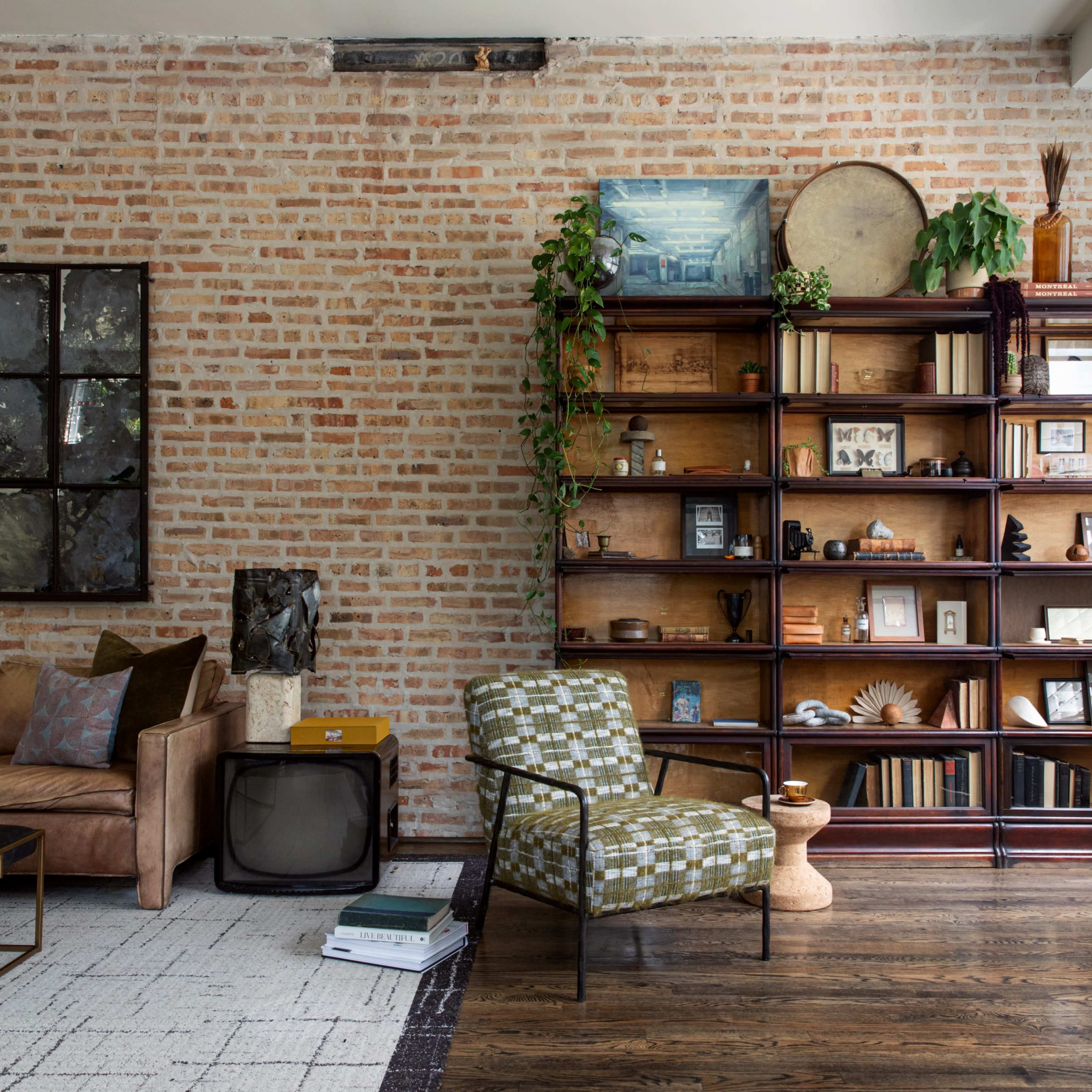 Eclectic Loft-Style Home Image in West Town, Chicago, IL