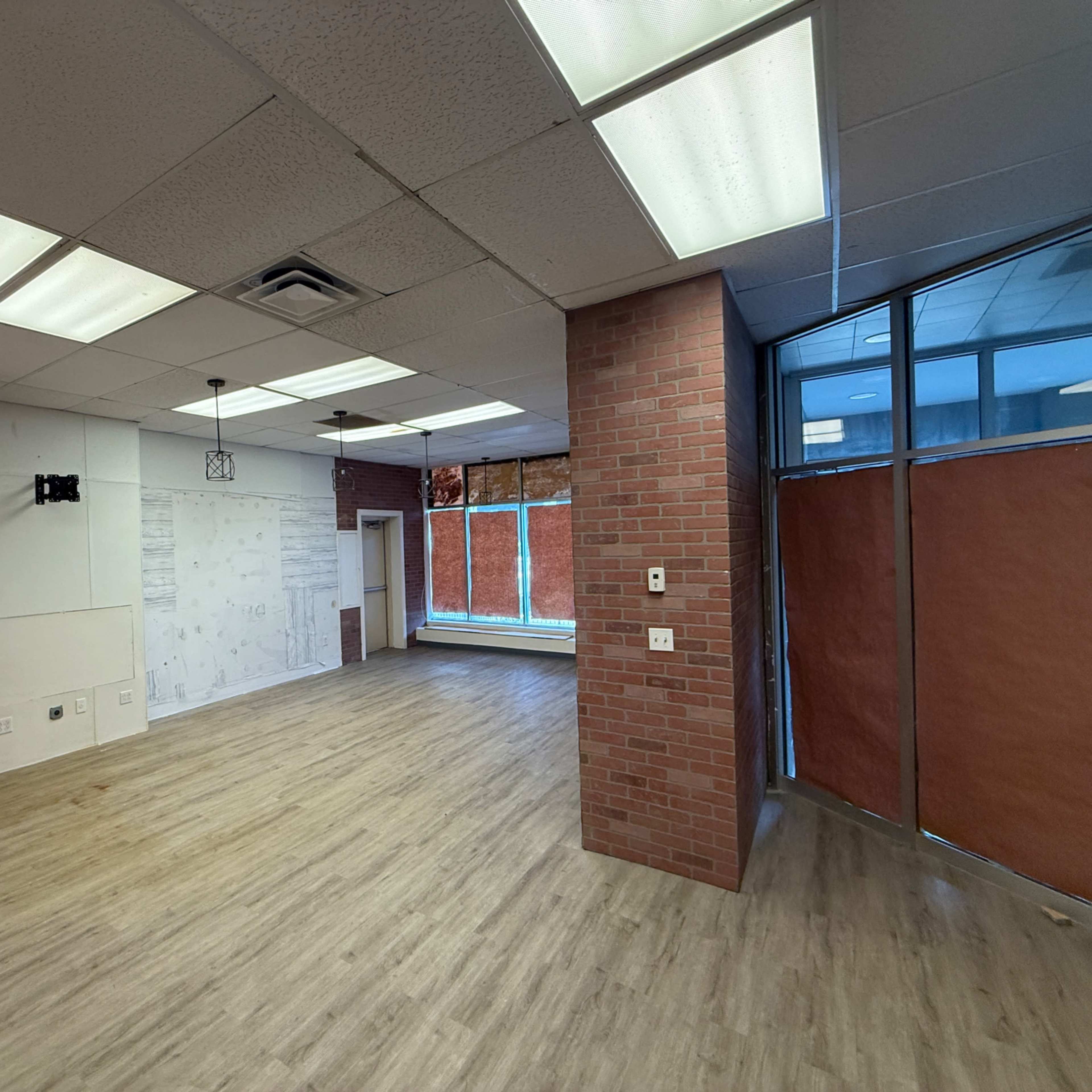 Unique Event Space with Nail Salon and Grocery/Liquor Store. Image in Lake View, Chicago, IL