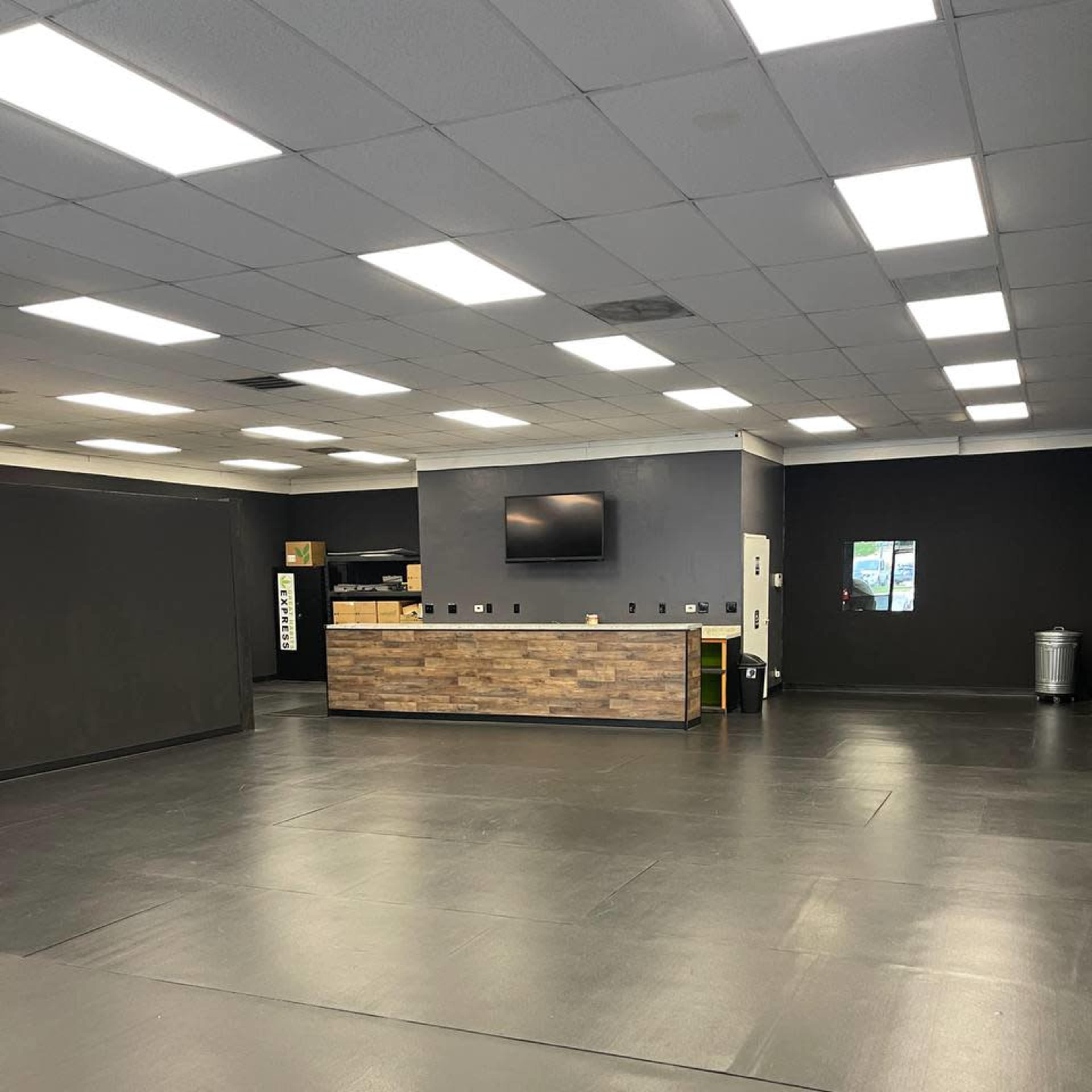 Highland Modern Venue Image in San Andreas, Highland, CA