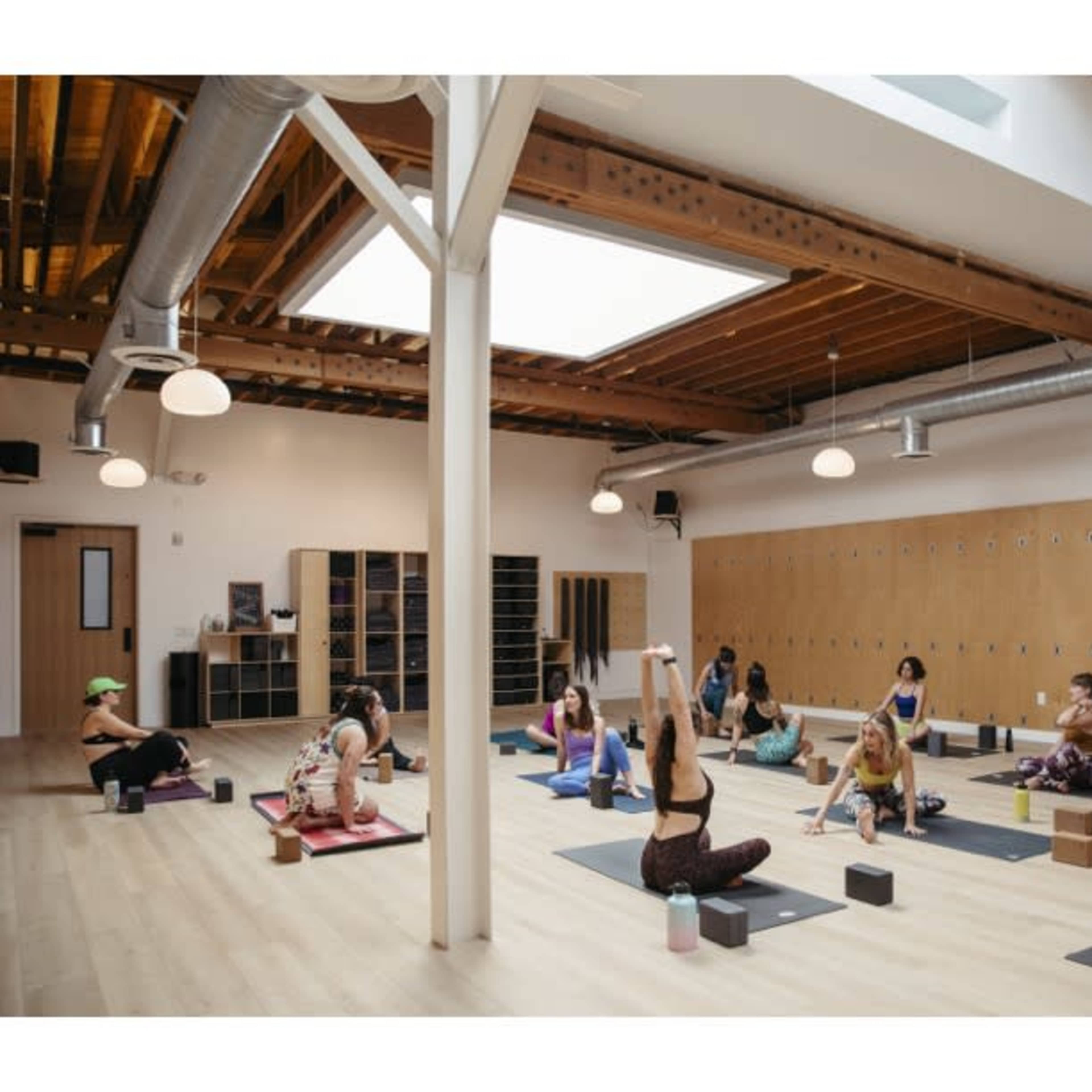 Spacious Bright Yoga Studio Image in Hollywood, Los Angeles, CA