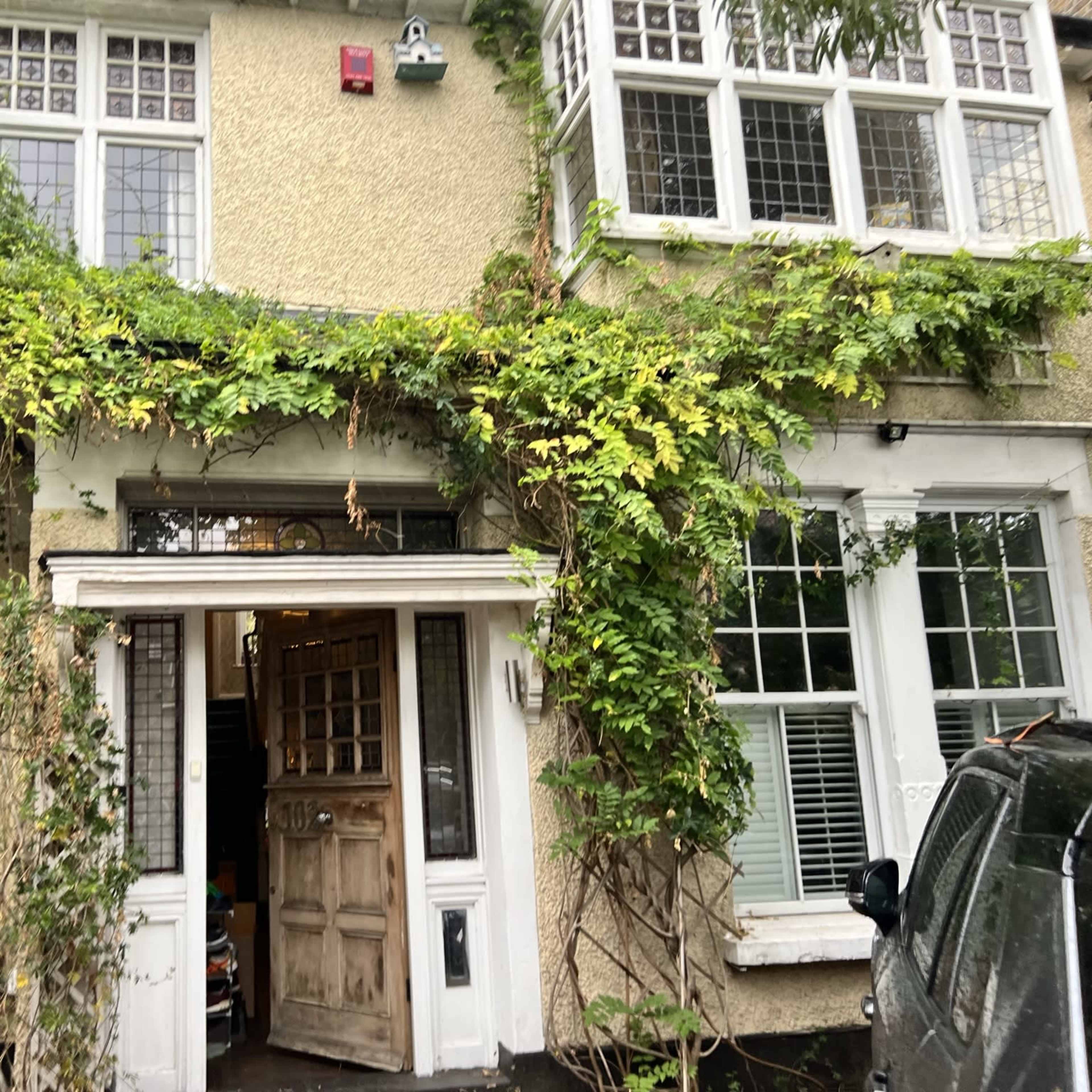 Quirky Victorian Family Town House Image in Croydon, Croydon, England
