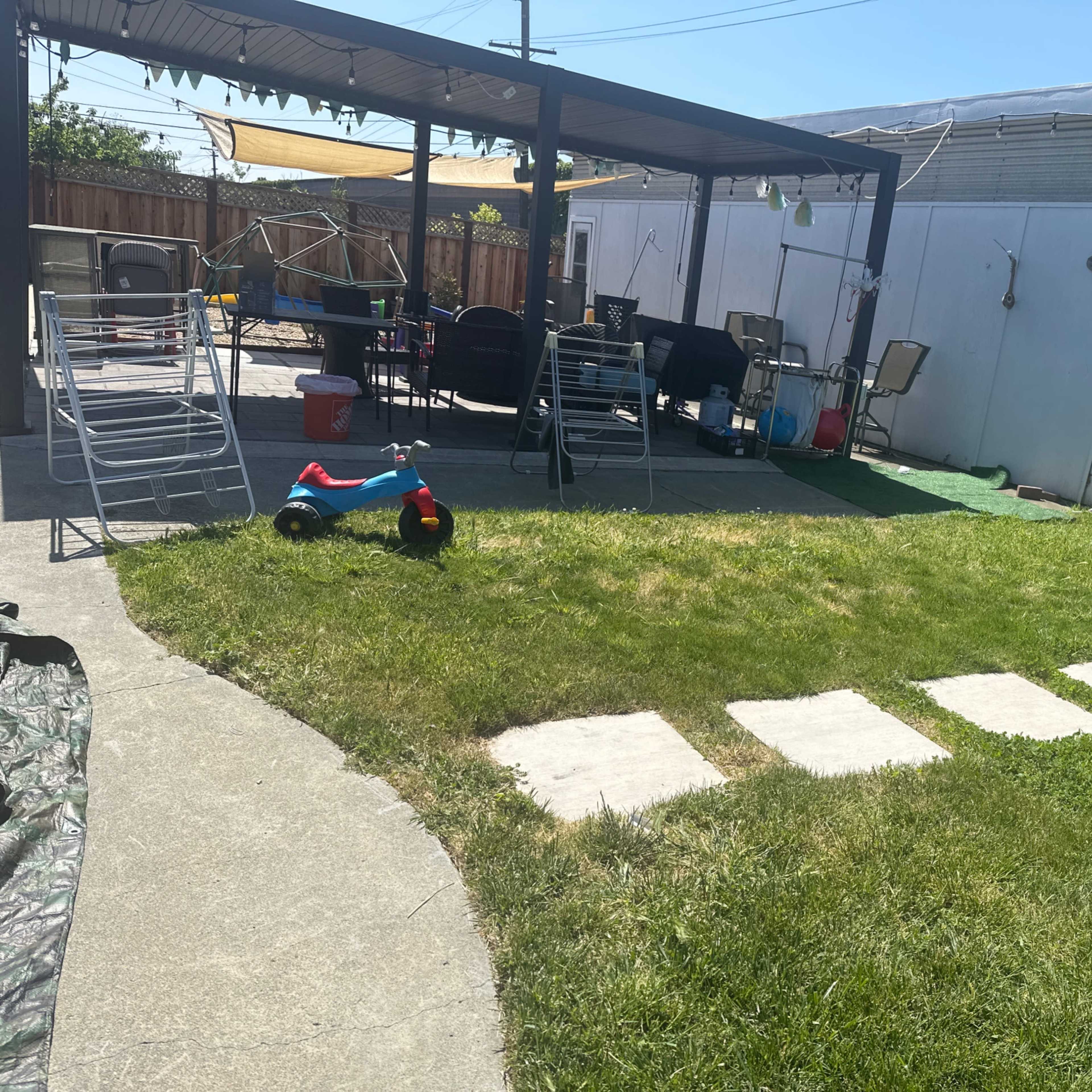 Huge Backyard with separate entrance Image in Blacow, Fremont, CA