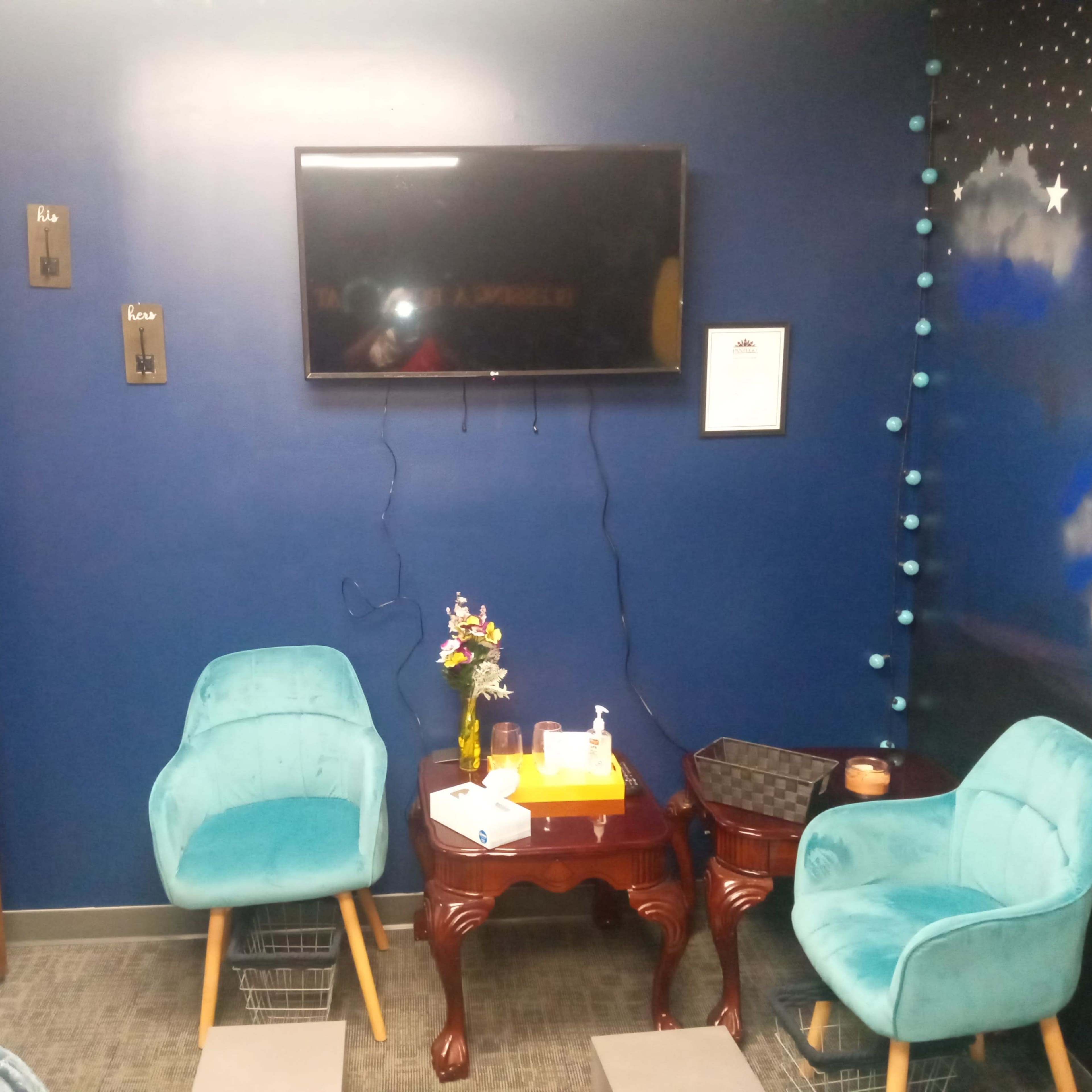 Spacious and relaxing couples suite in Pantego Image in Pantego, Pantego, TX