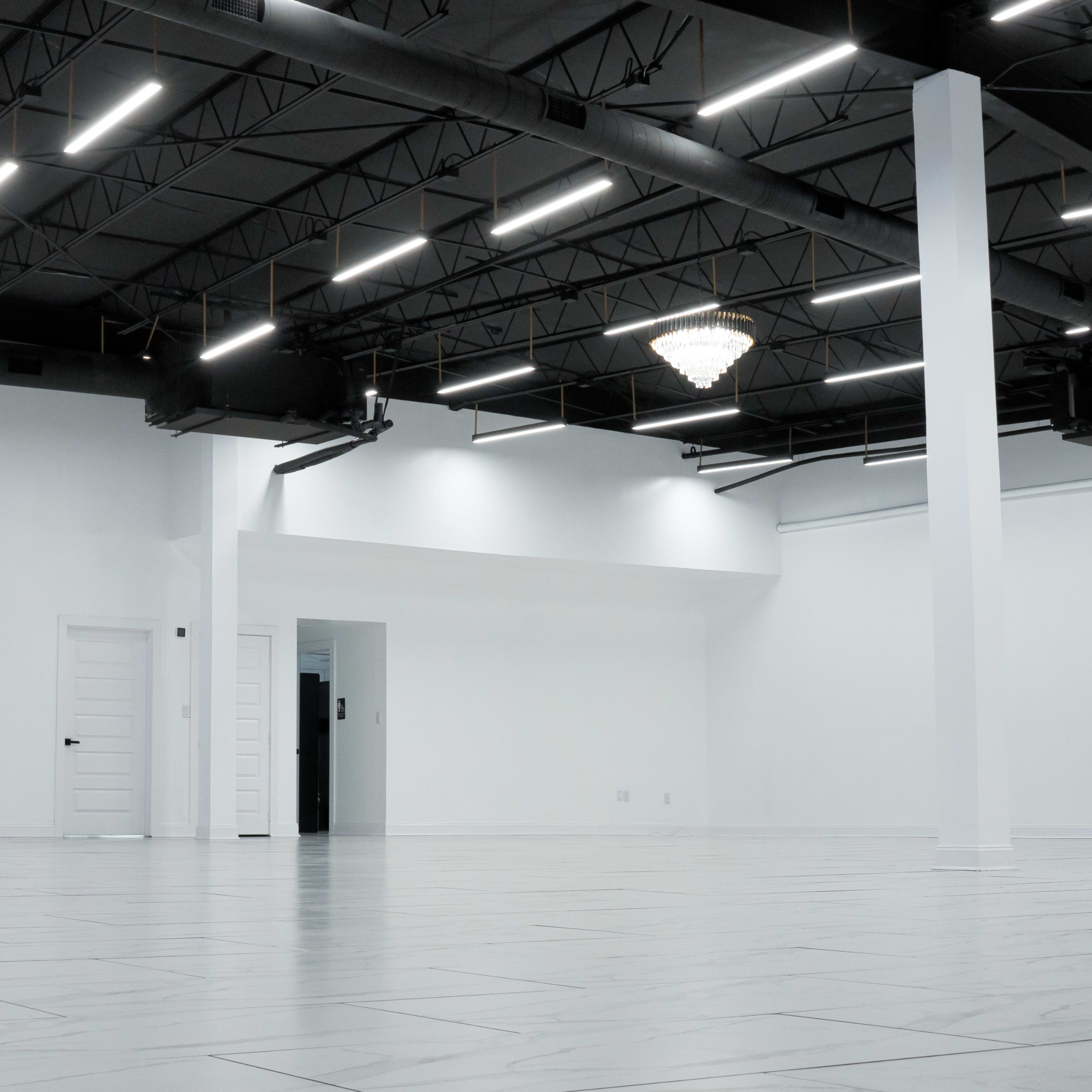 Modern Blank Canvas Event Venue in Memorial Image in Eldridge / West Oaks, Houston, TX