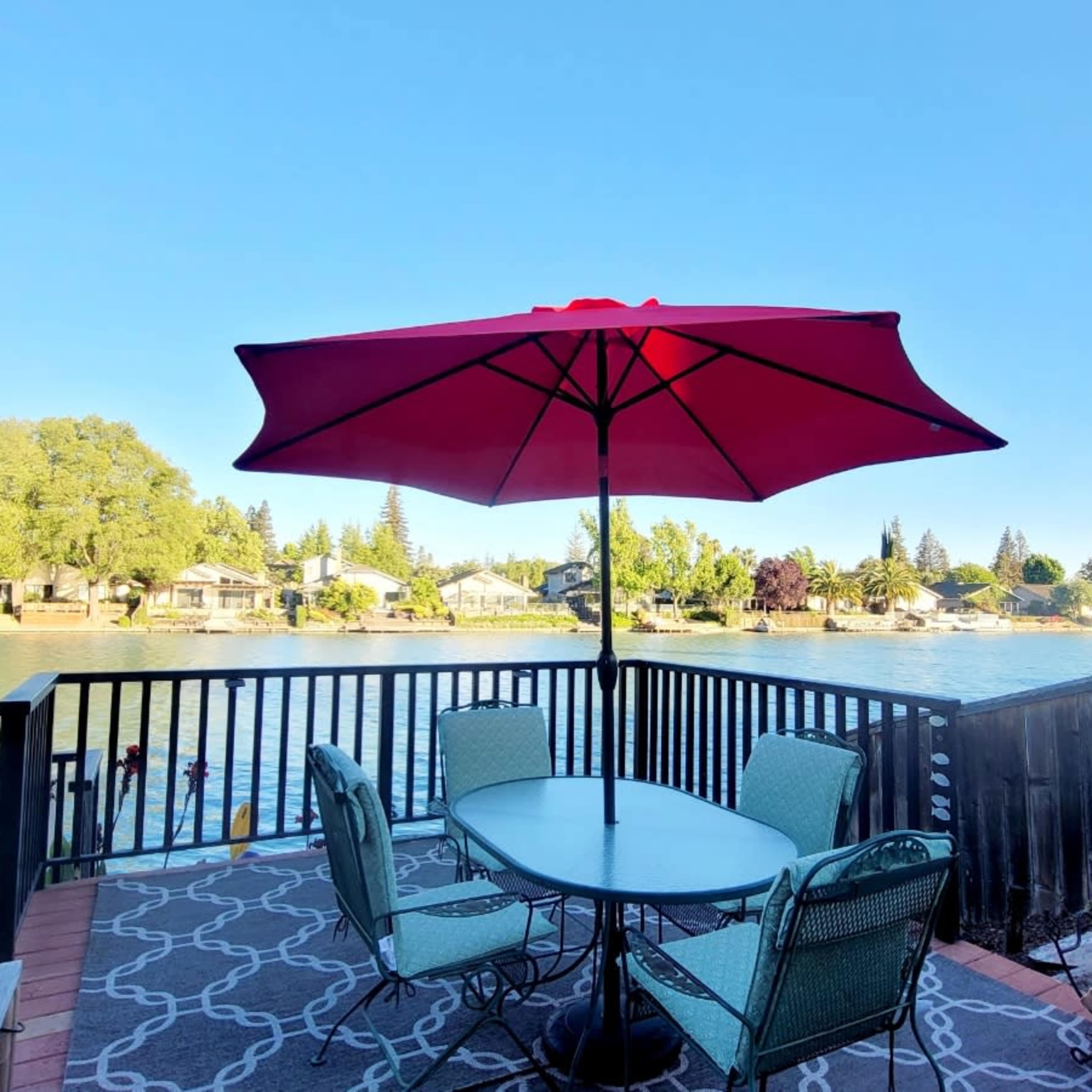 Monarch Retreat Lakefront View Image in Lakeview, Stockton, CA