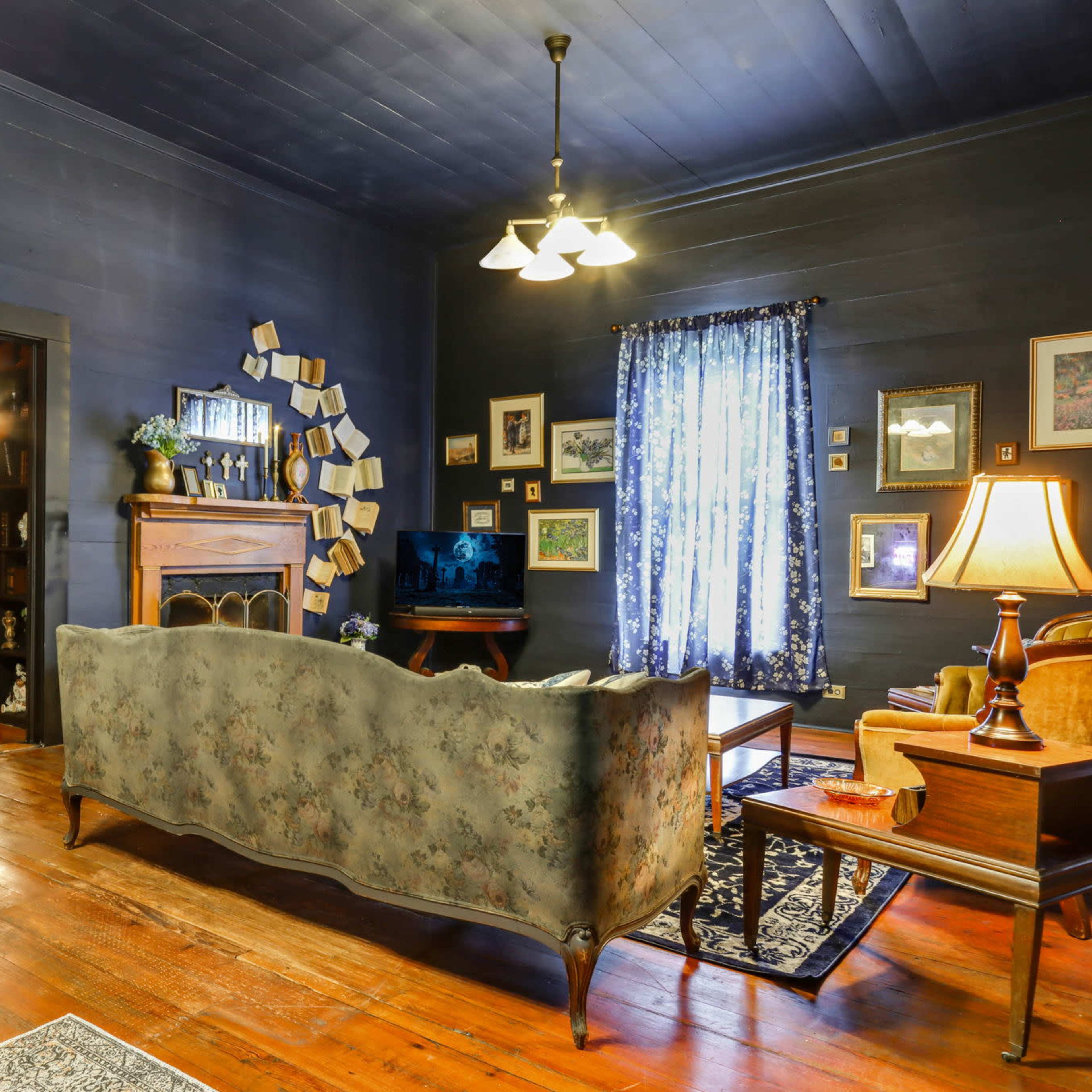 Gothic Revival Cottage Image in , Danielsville, GA