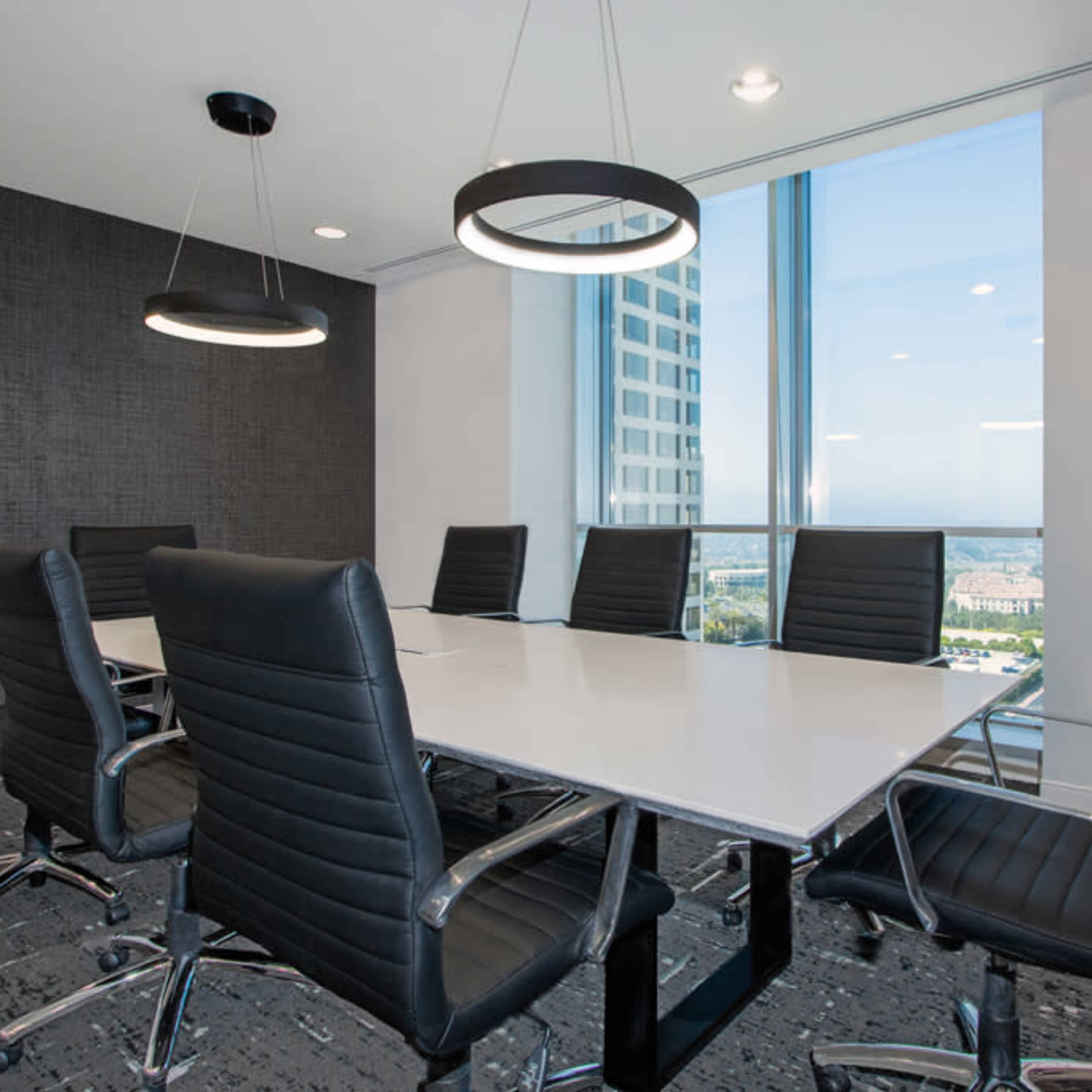 Beautiful Views - Meeting Room for Headshot Sessions or Interviews Image in Newport Center, Newport Beach, CA