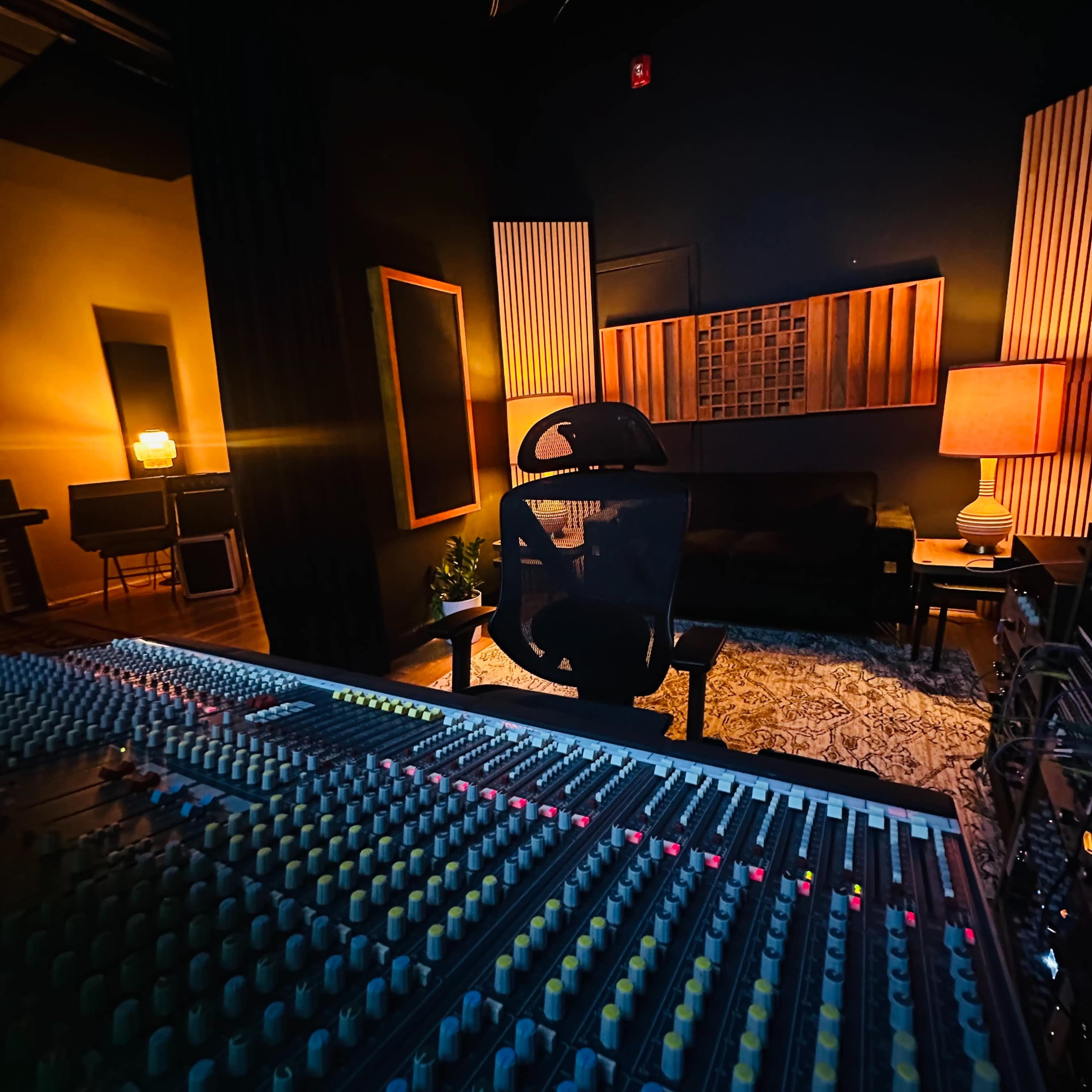 Clifton Recording Studio with Analog Recording & Photo Cyclorama Image in Clifton, Clifton, NJ
