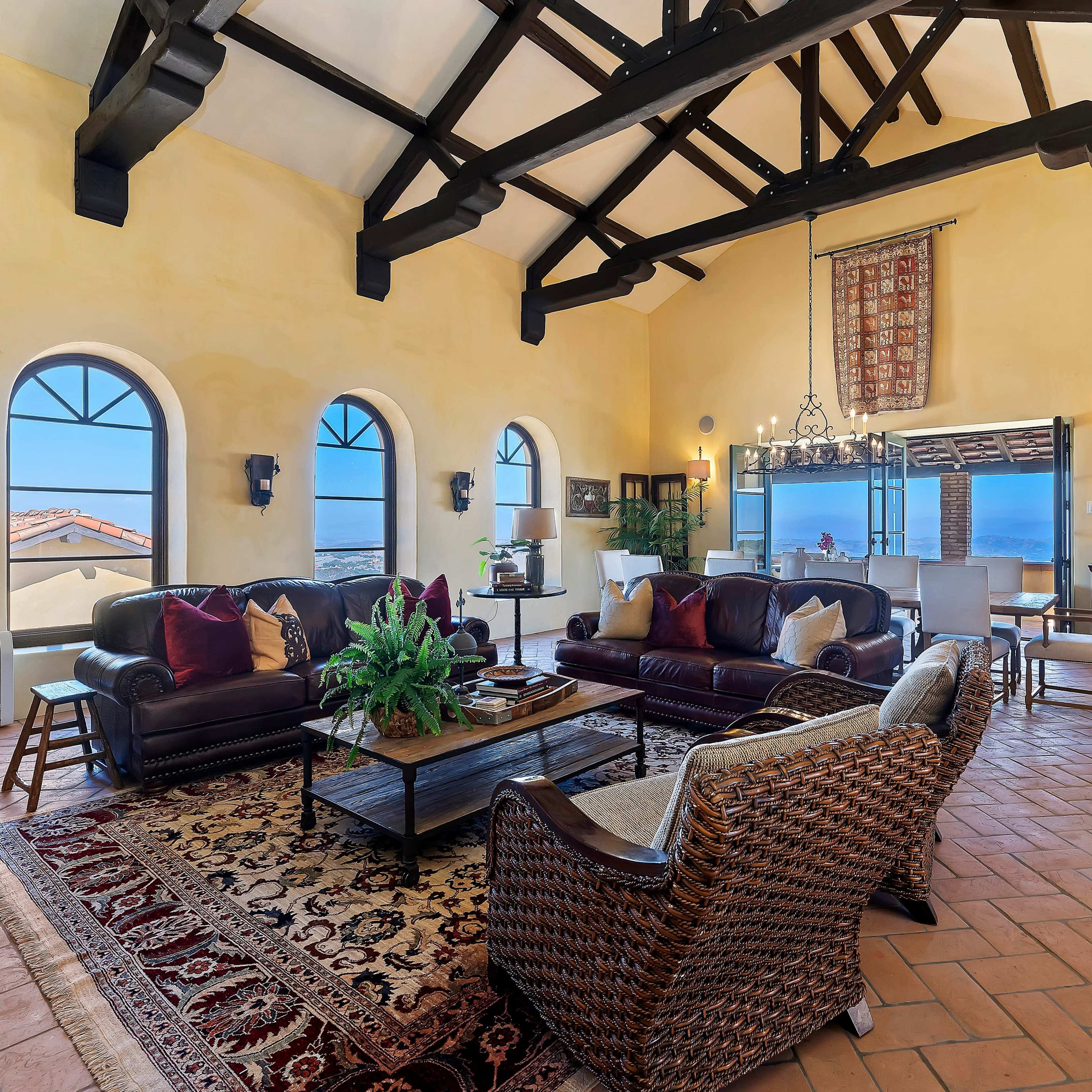 Italian Villa with Vineyard Views Image in , Murrieta, CA