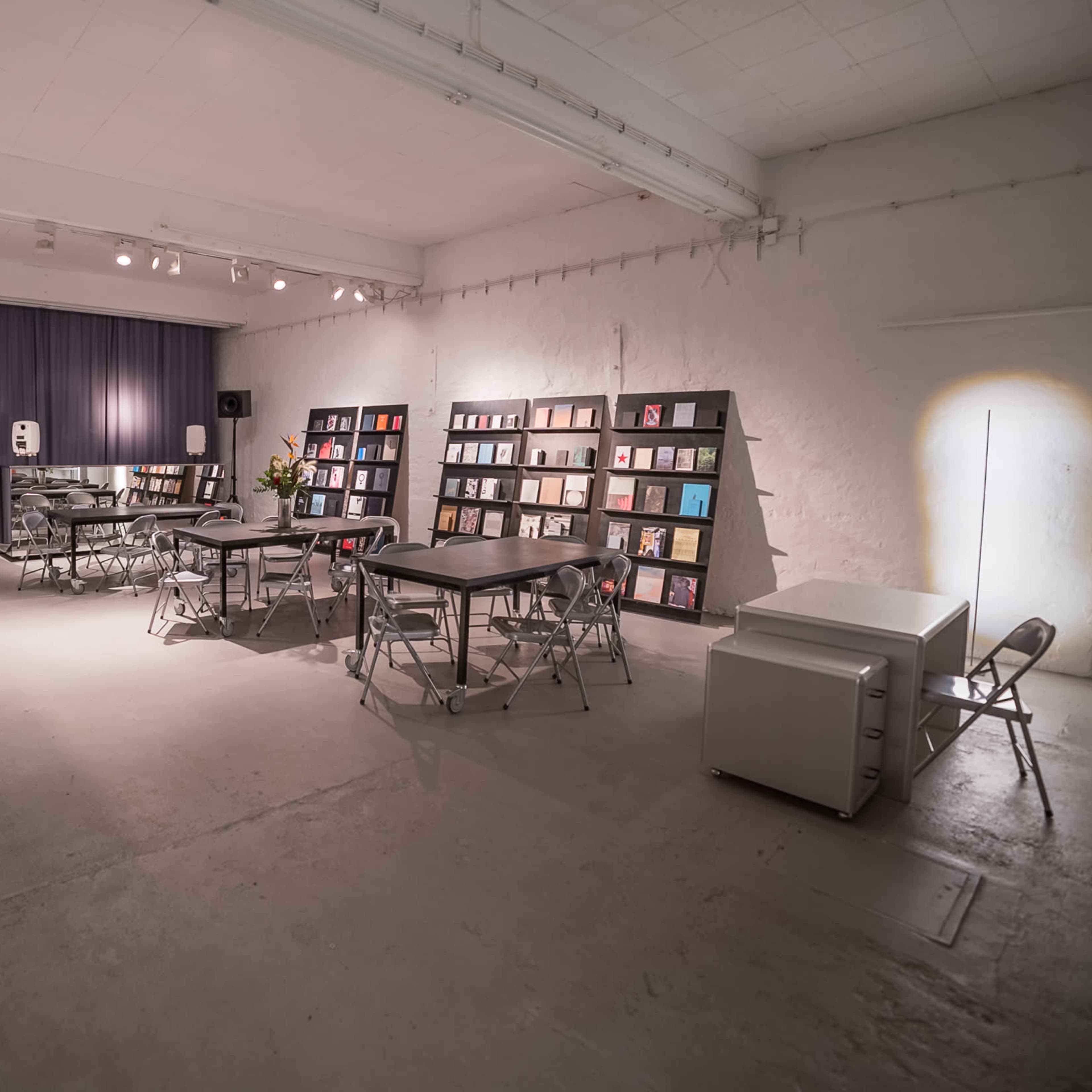 Eventlocation in der Innenstadt mit Bar und Designermobiliar Bild in Düsseldorf-Stadtmitte, Düsseldorf, NRW
