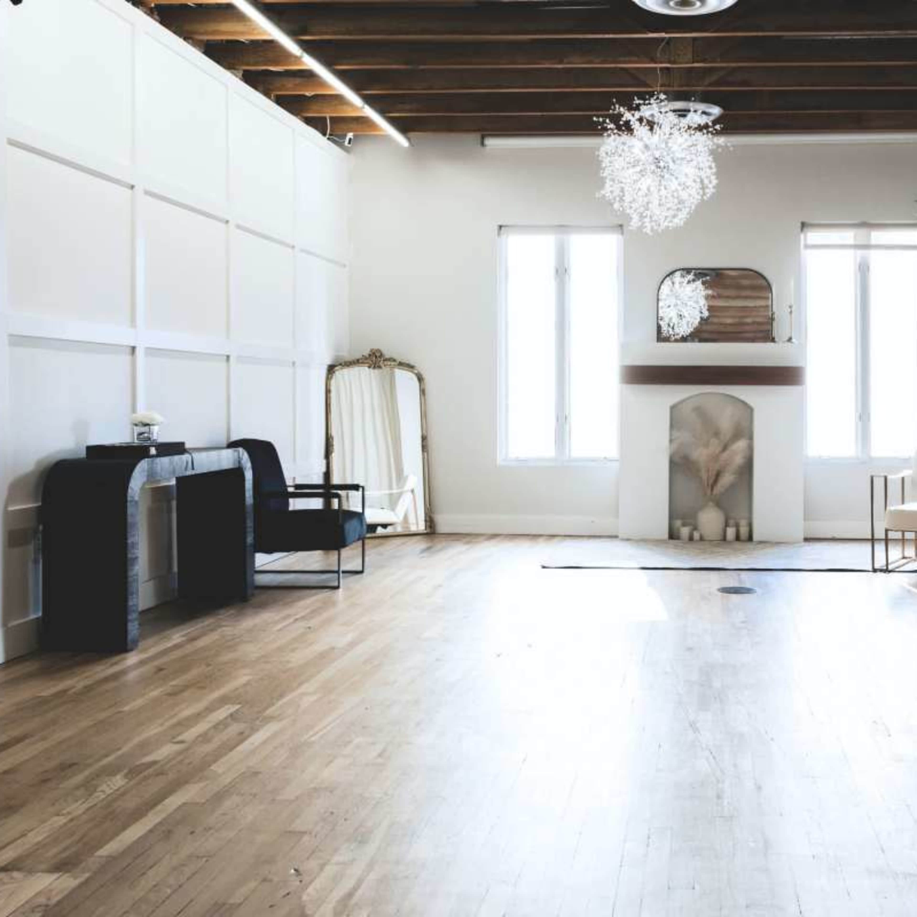 Downtown, Industrial Loft Studio Image in Central City, Phoenix, AZ