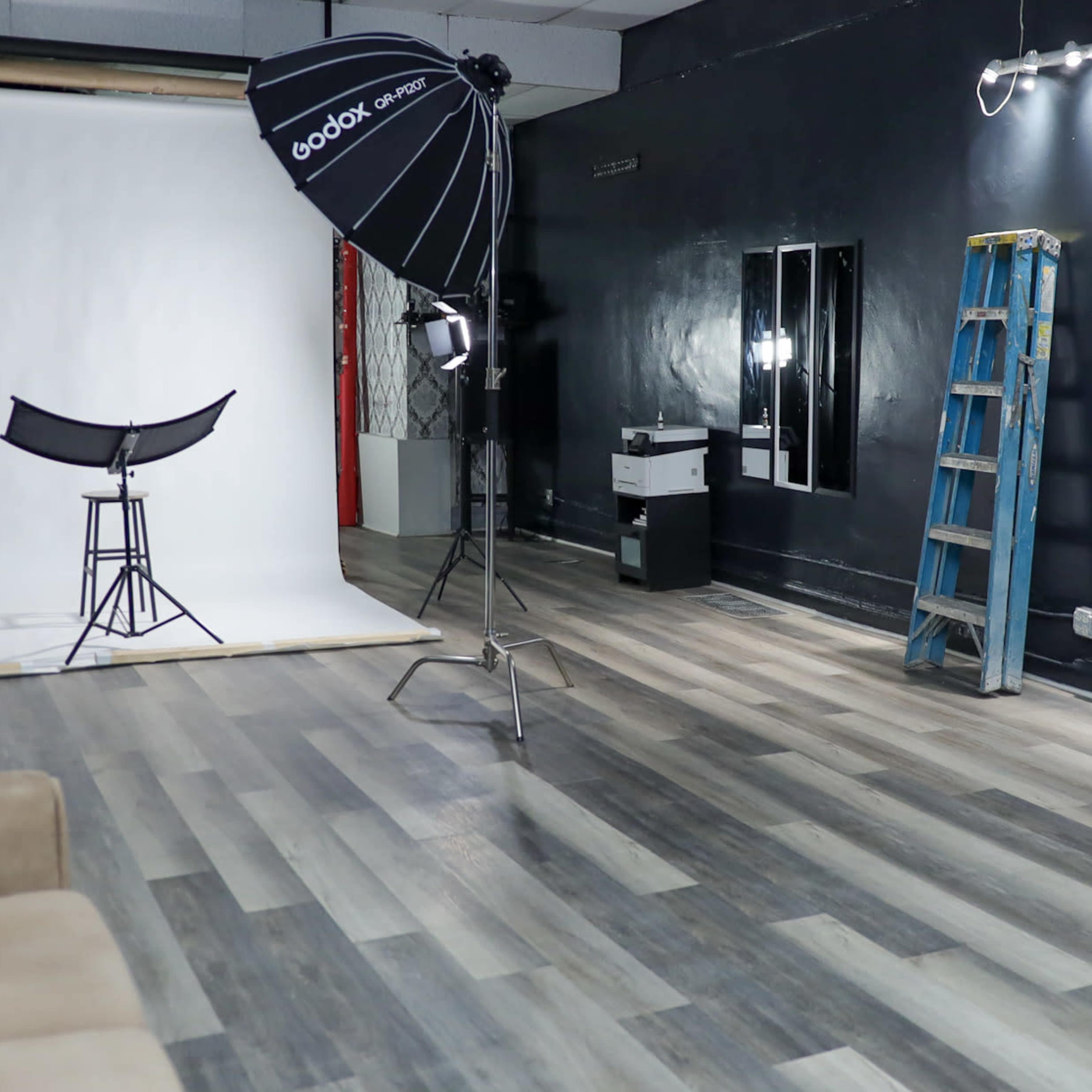 Modern Photo/Video Studio Image in South Side, Chicago, IL