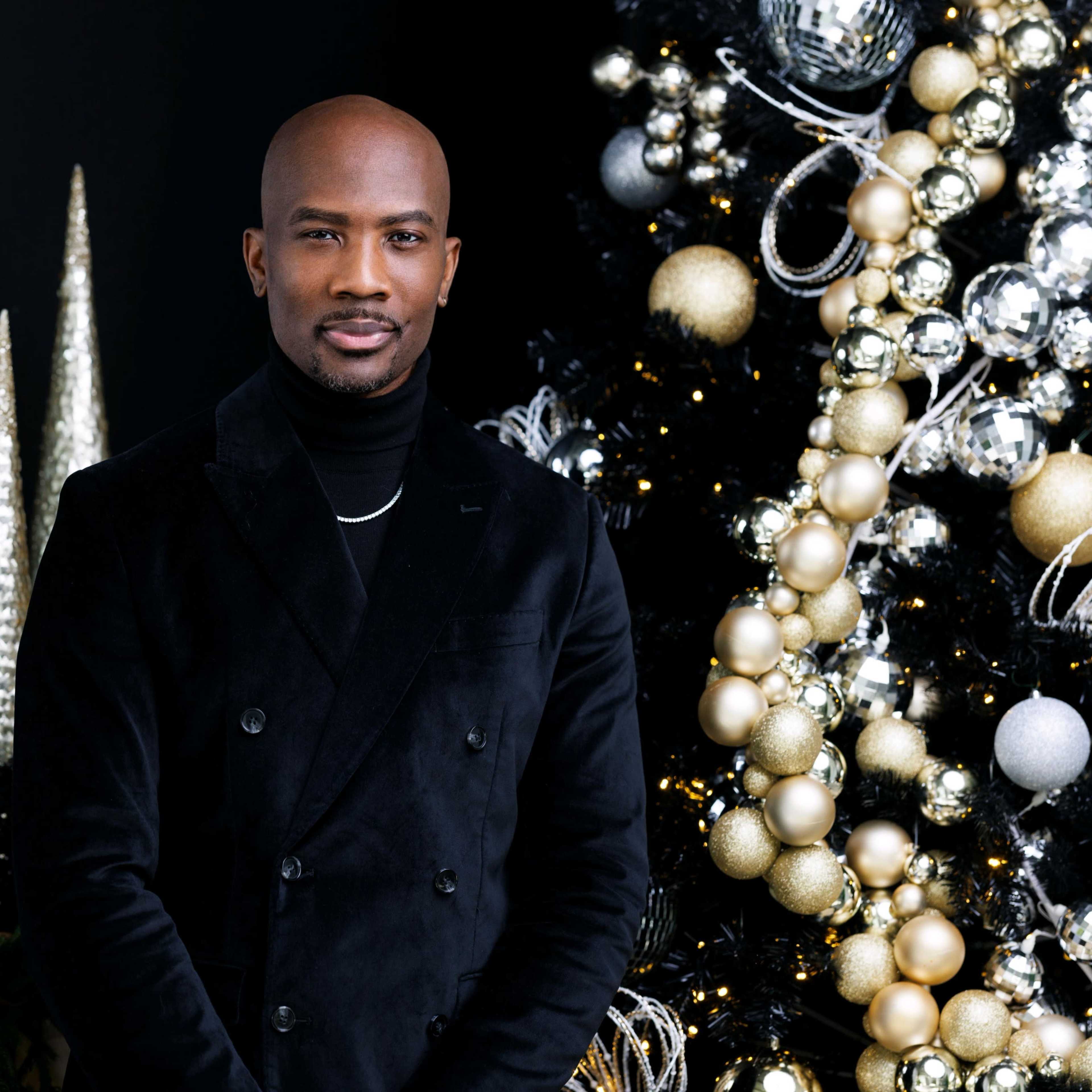 Beltline Creative Studio with Cyc Wall, Natural Light, & 3 Christmas Sets Image in Reynoldstown, Atlanta, GA