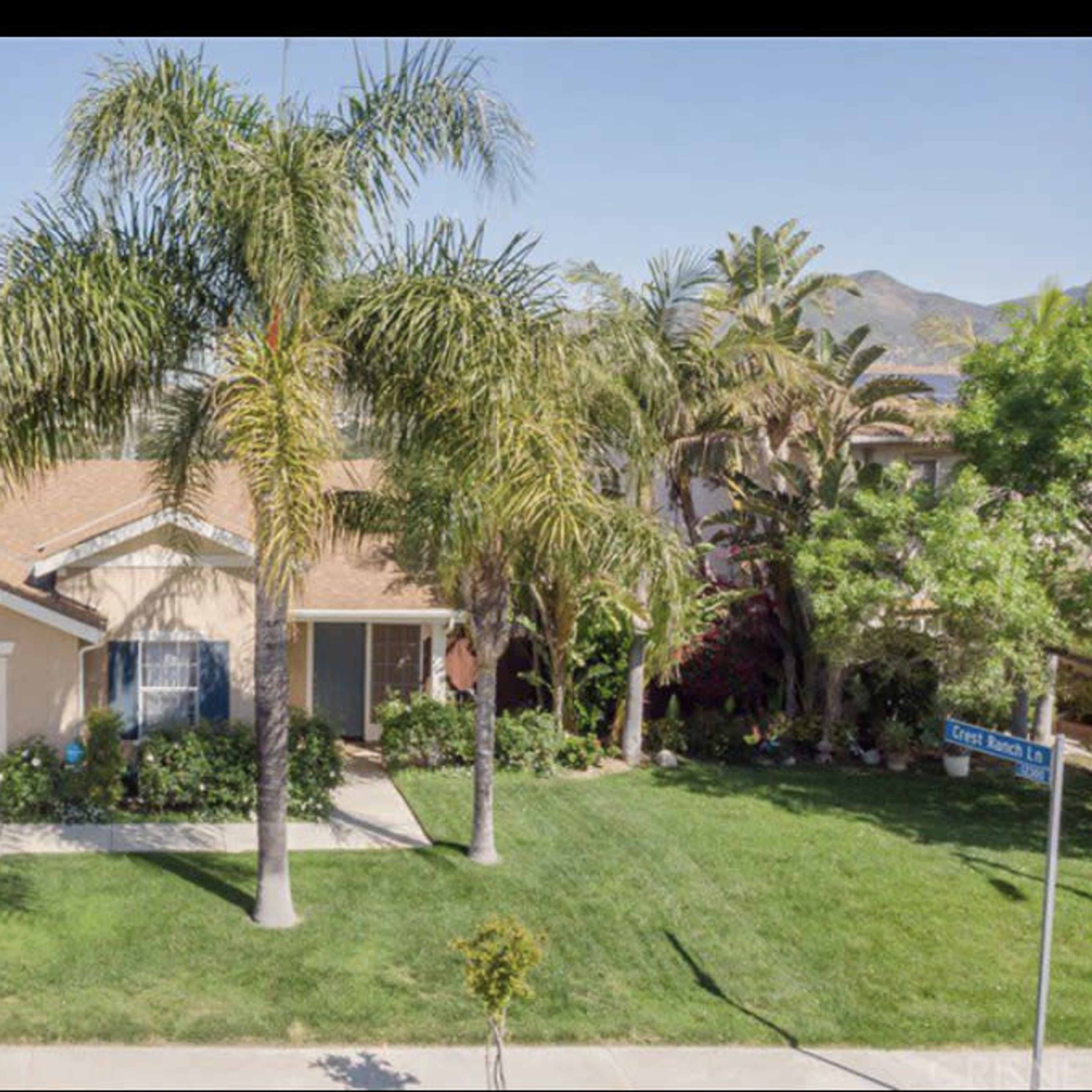 818 hidden gem! Mountain view GREAT for shooting and staging Image in Sylmar, Los Angeles, CA
