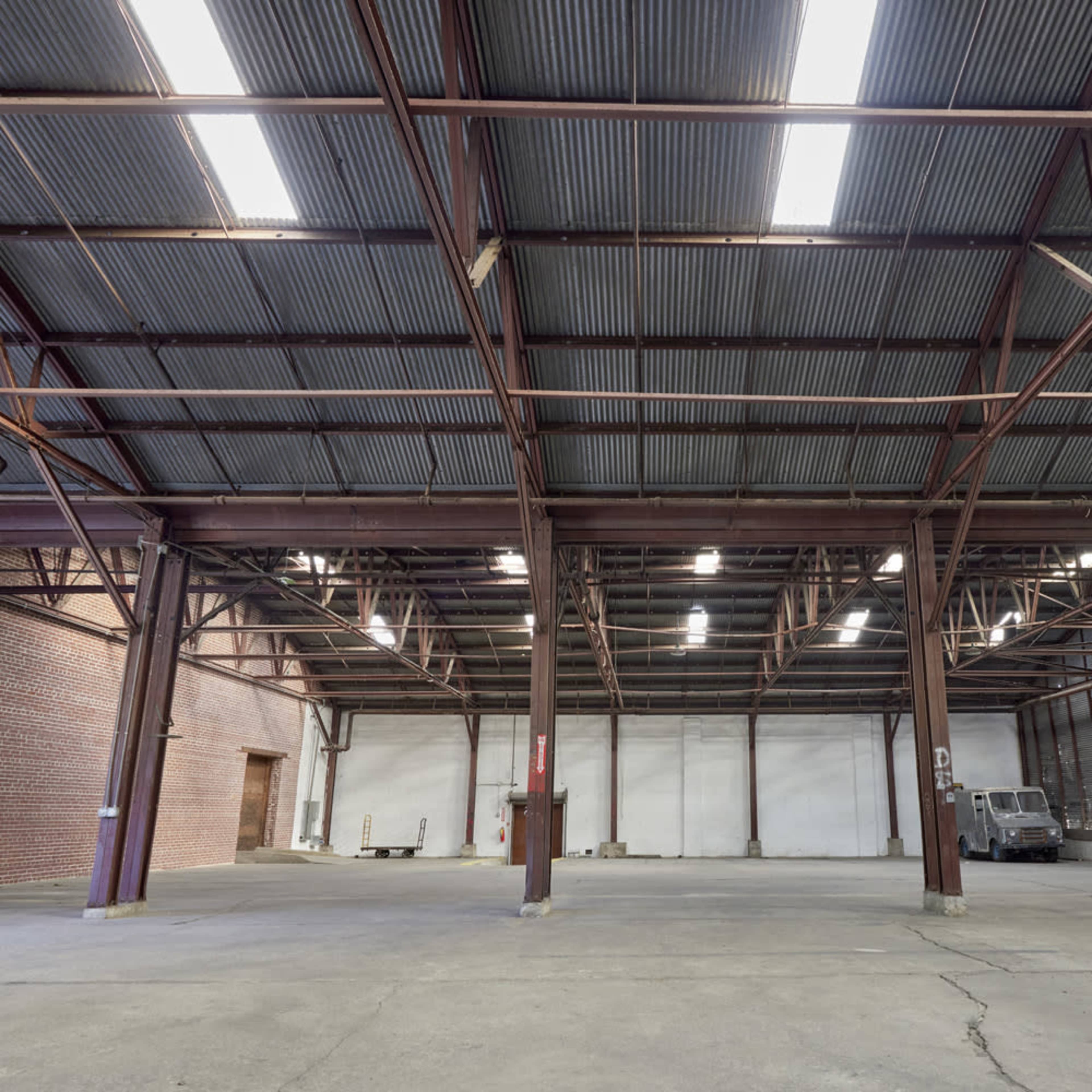 Downtown Industrial Warehouse with a Vibe Image in Pittsburgh, Atlanta, GA