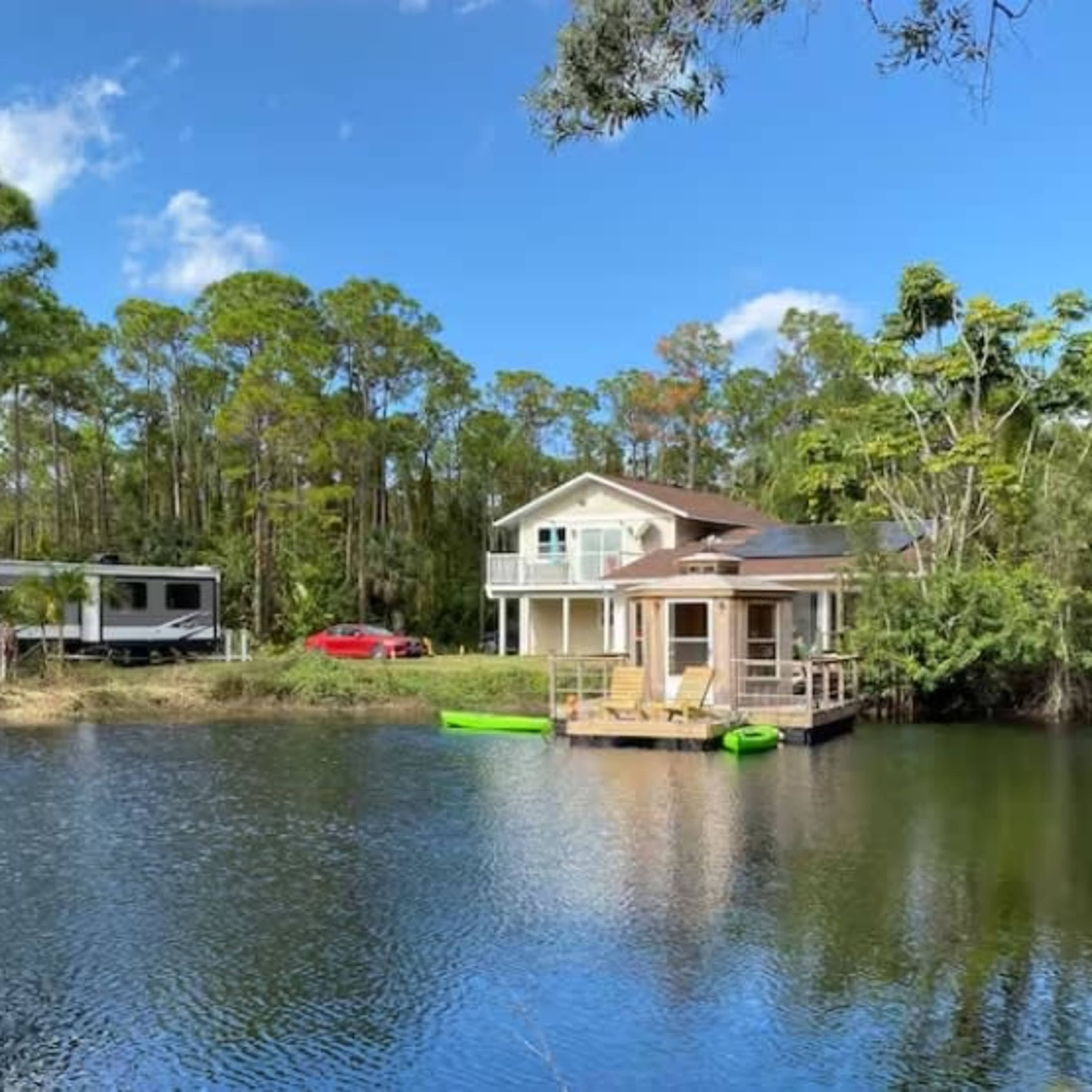 Lakeside Retreat Image in , Port St. Lucie, FL