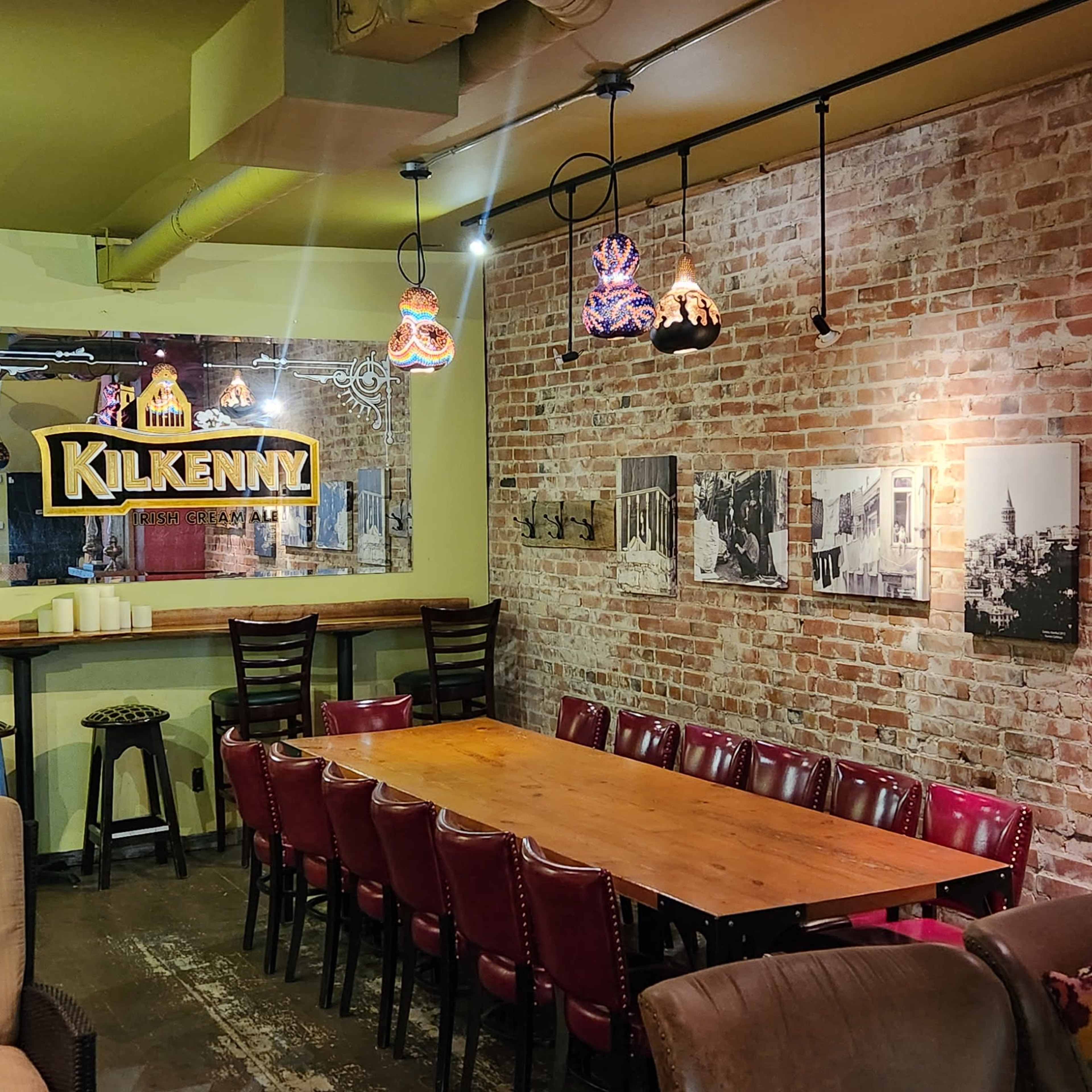 Midtown Coffee Shop- cozy intimate space perfectly situated Midtown Toronto. Ideal for small groups and parties.  Liquor license. Catering and staff can be provided. Bring your own AV or rent through us- we can assist in set up if needed. Image in Sherwood Park, Toronto, ON