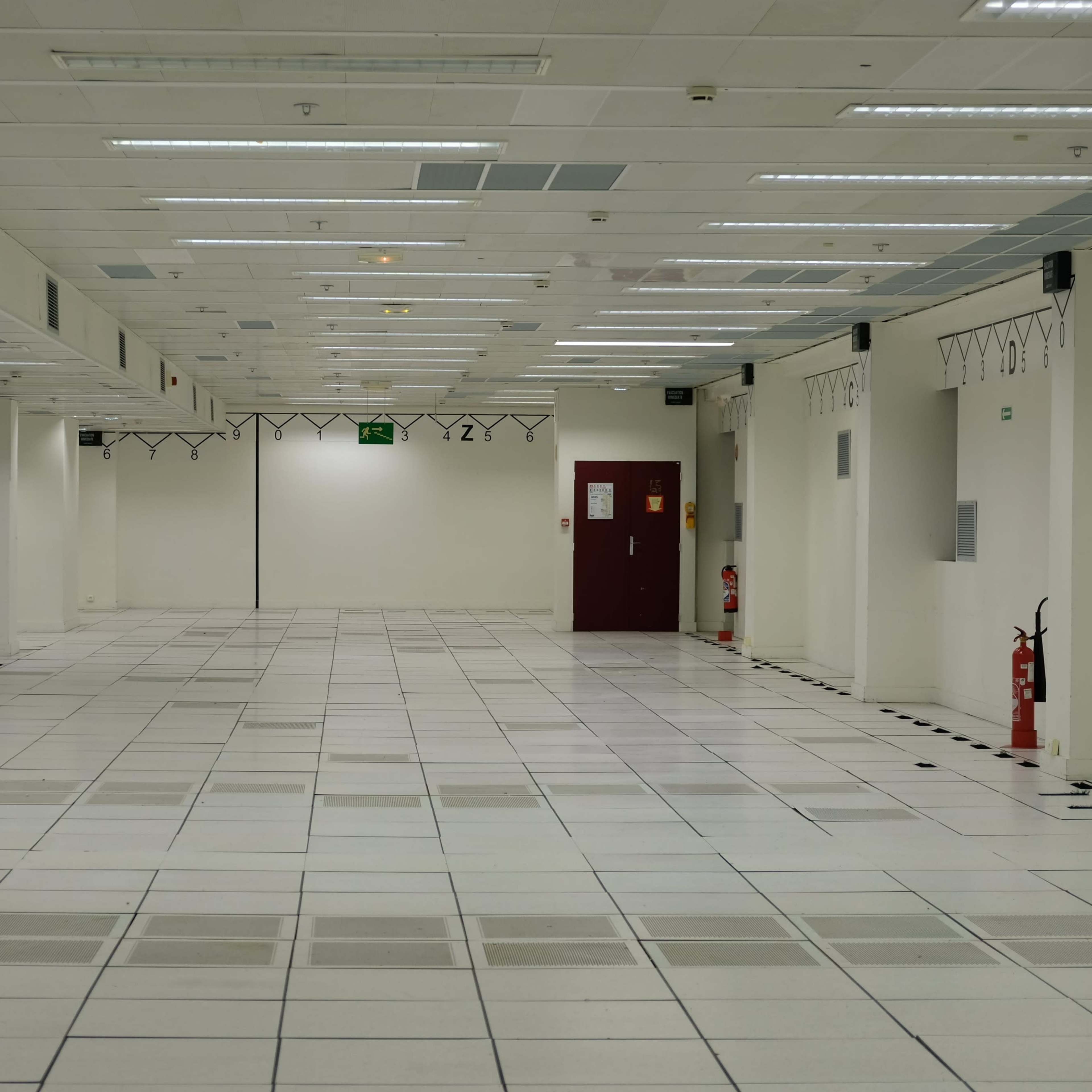 Ancien Data Center Image dans , Saint-Ouen-sur-Seine, Île-de-France