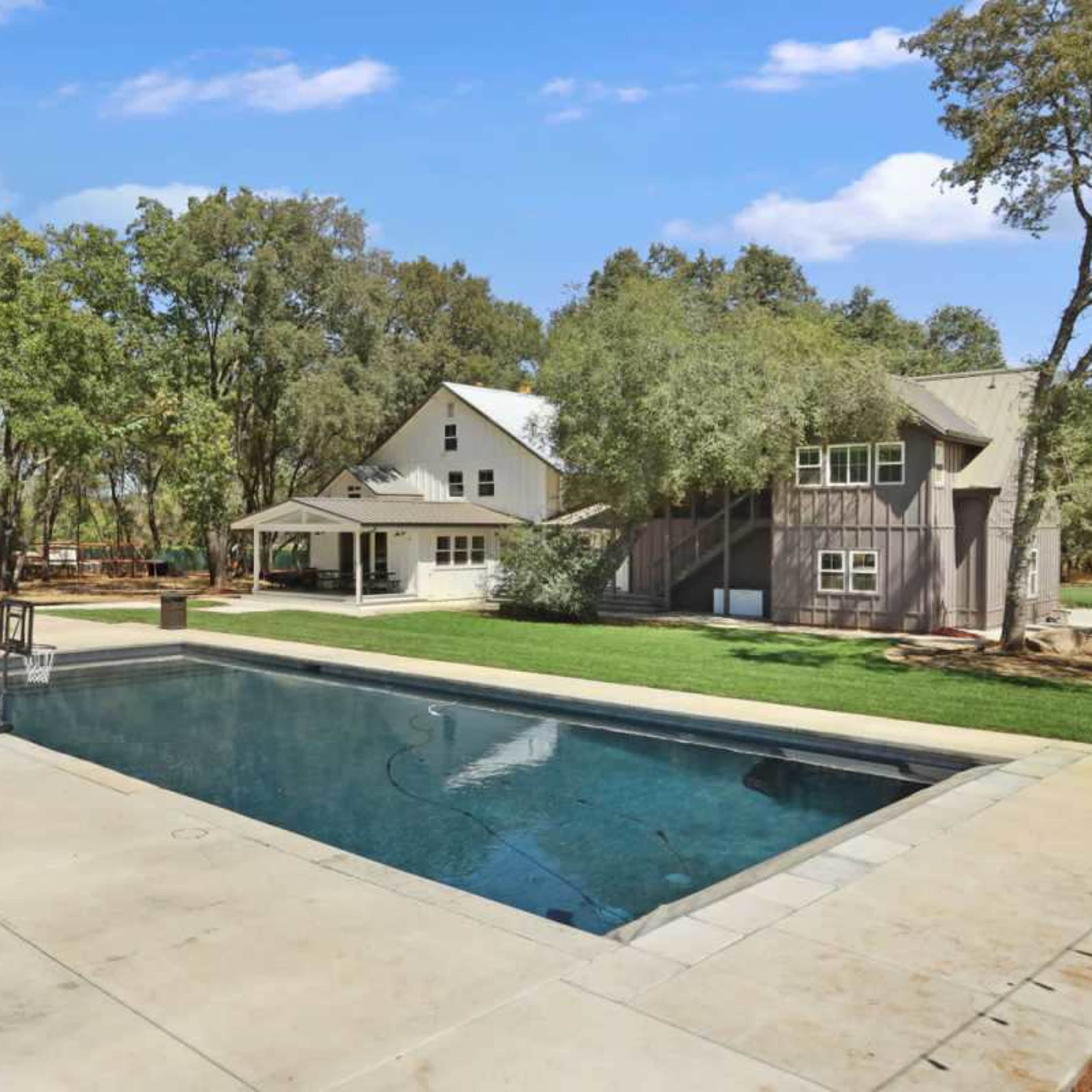Private 20 Acre Ranch w/Pickleballcourt, serene landscapes, and Pool Image in Rescue, El Dorado County, CA