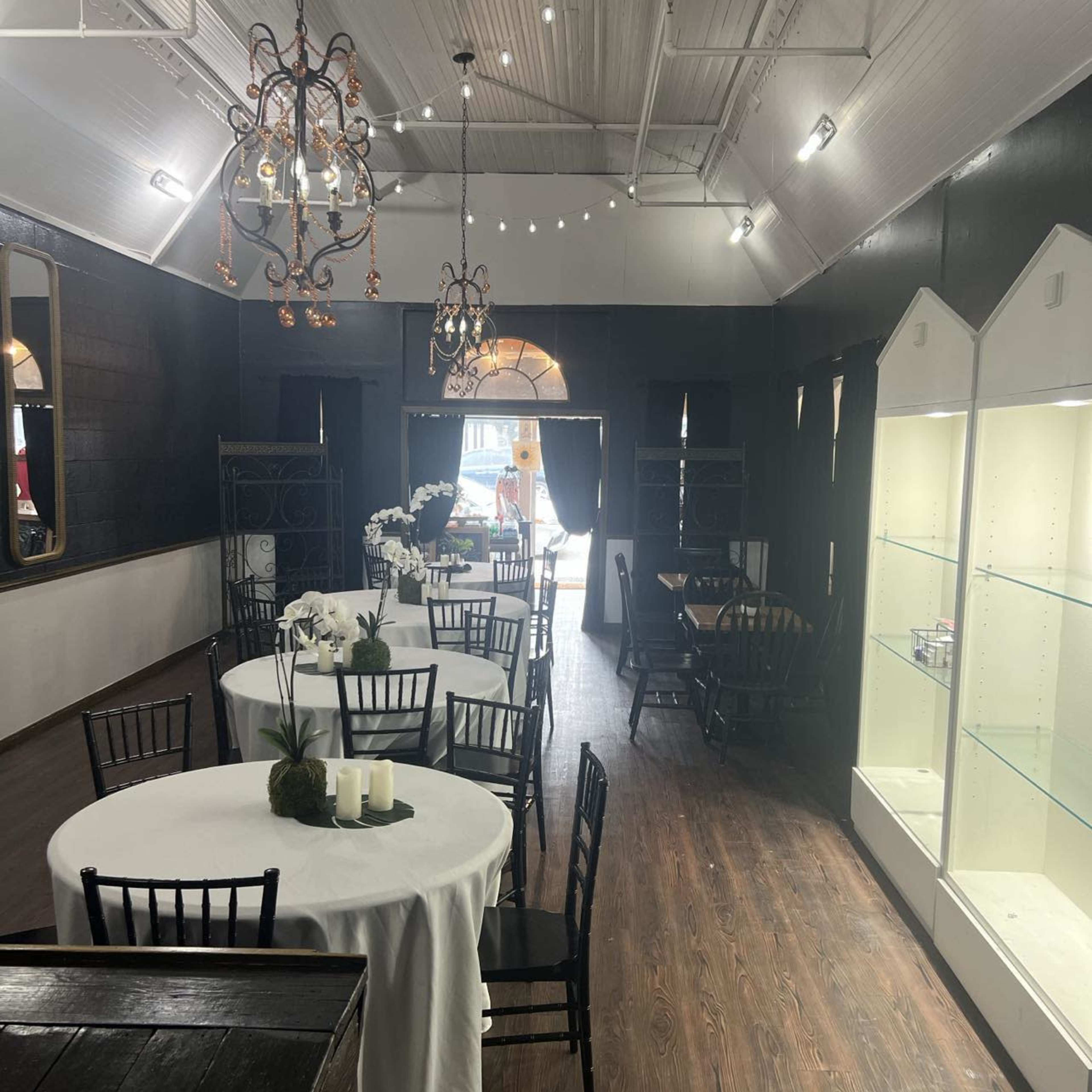 Classy event space in popular downtown Grapevine, Texas Image in Grapevine, Grapevine, TX