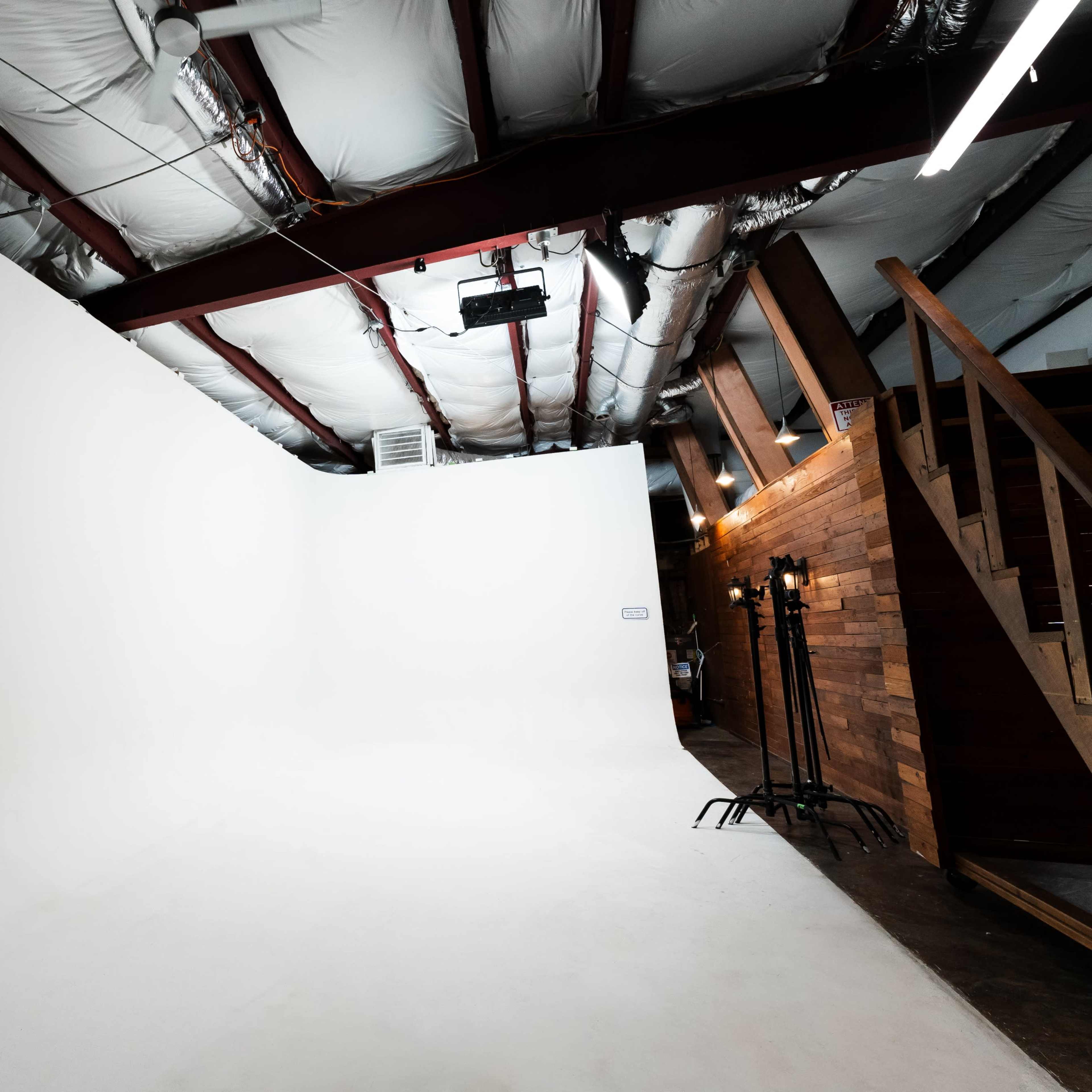 Affordable, Multi-Use Facility with Loft and Garden Image in Millersville, Goodlettsville, TN