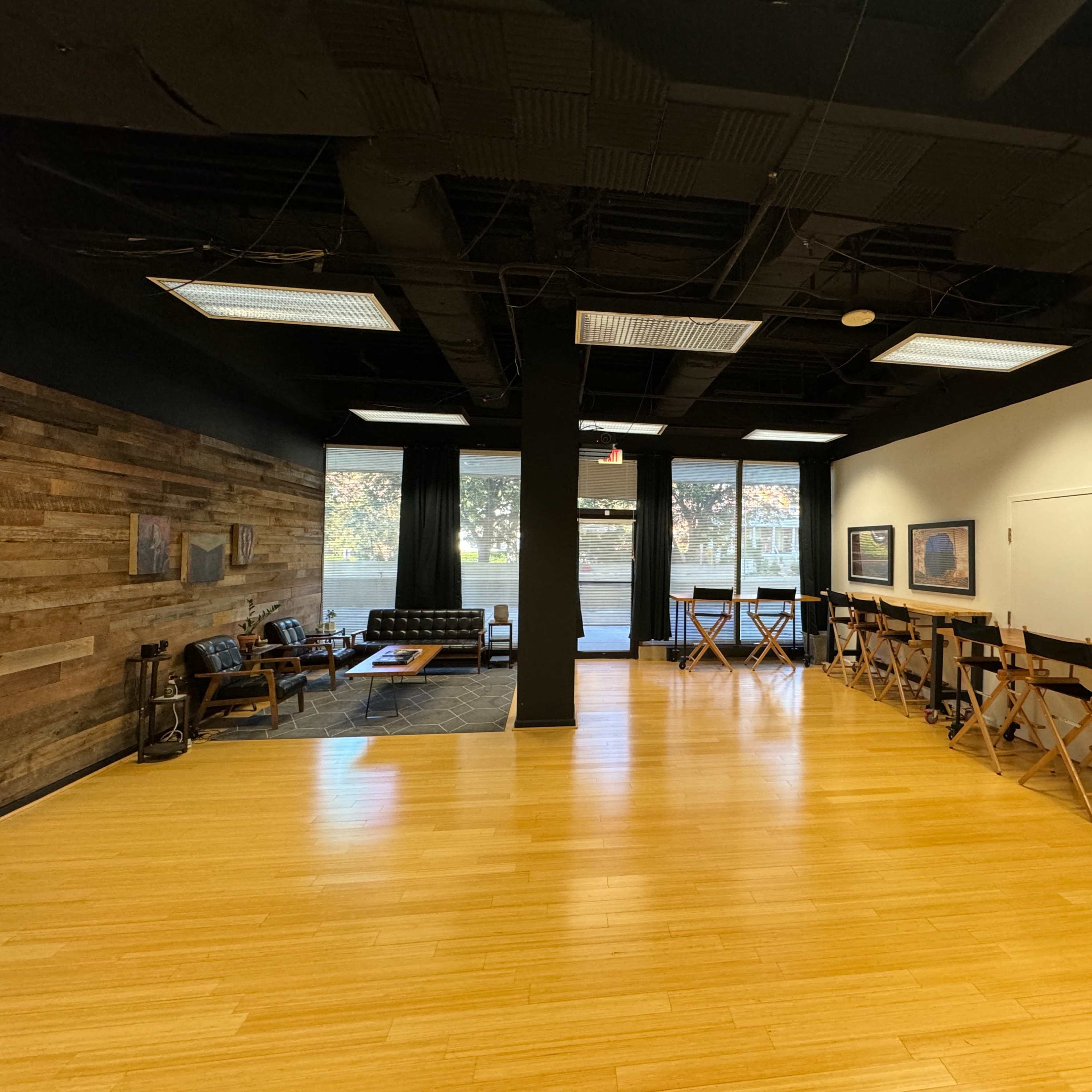 Sunny, flexible photo/video studio space Image in Takoma Park, Washington, DC