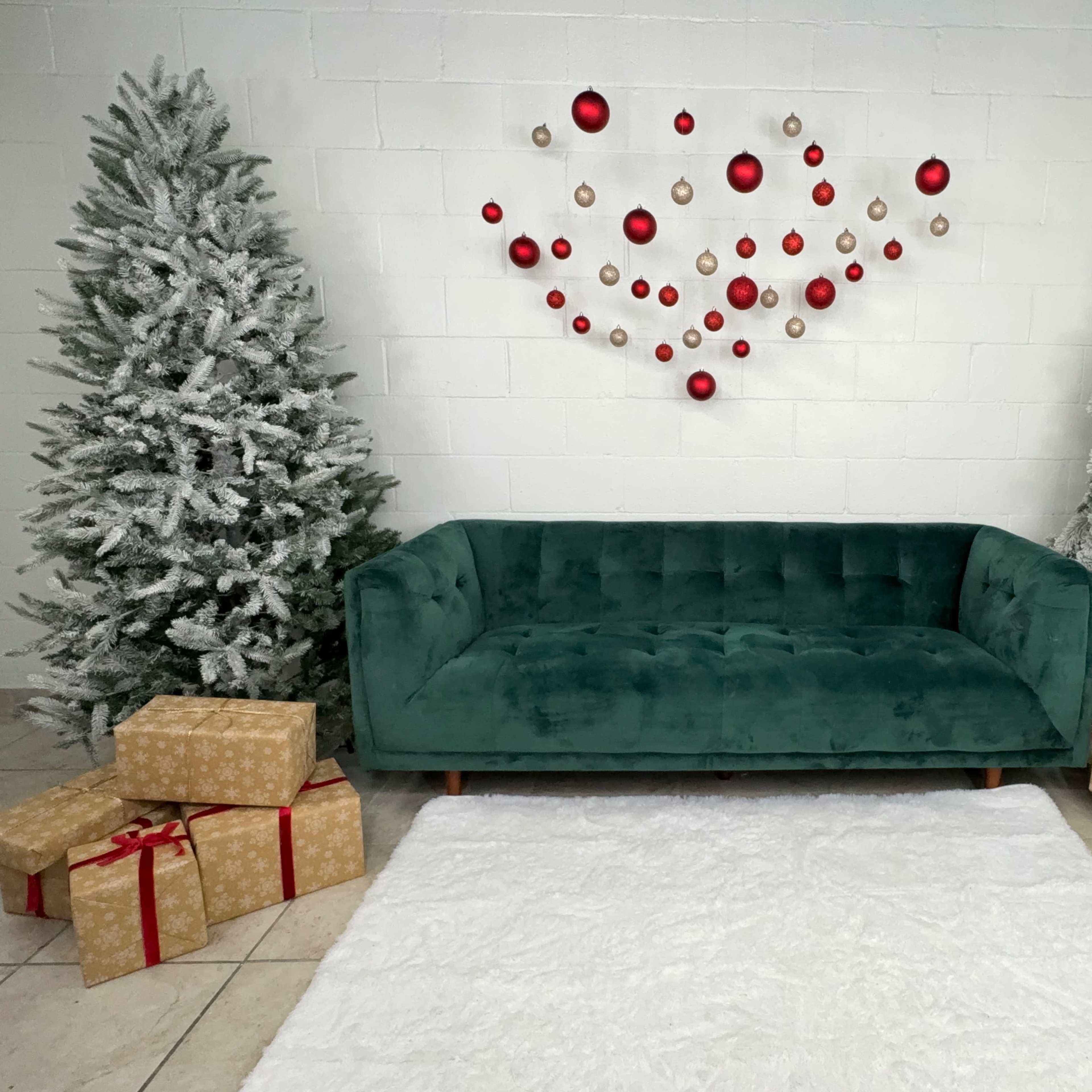 Christmas Photo studio In Arlington, TX Image in East Arlington, Arlington, TX