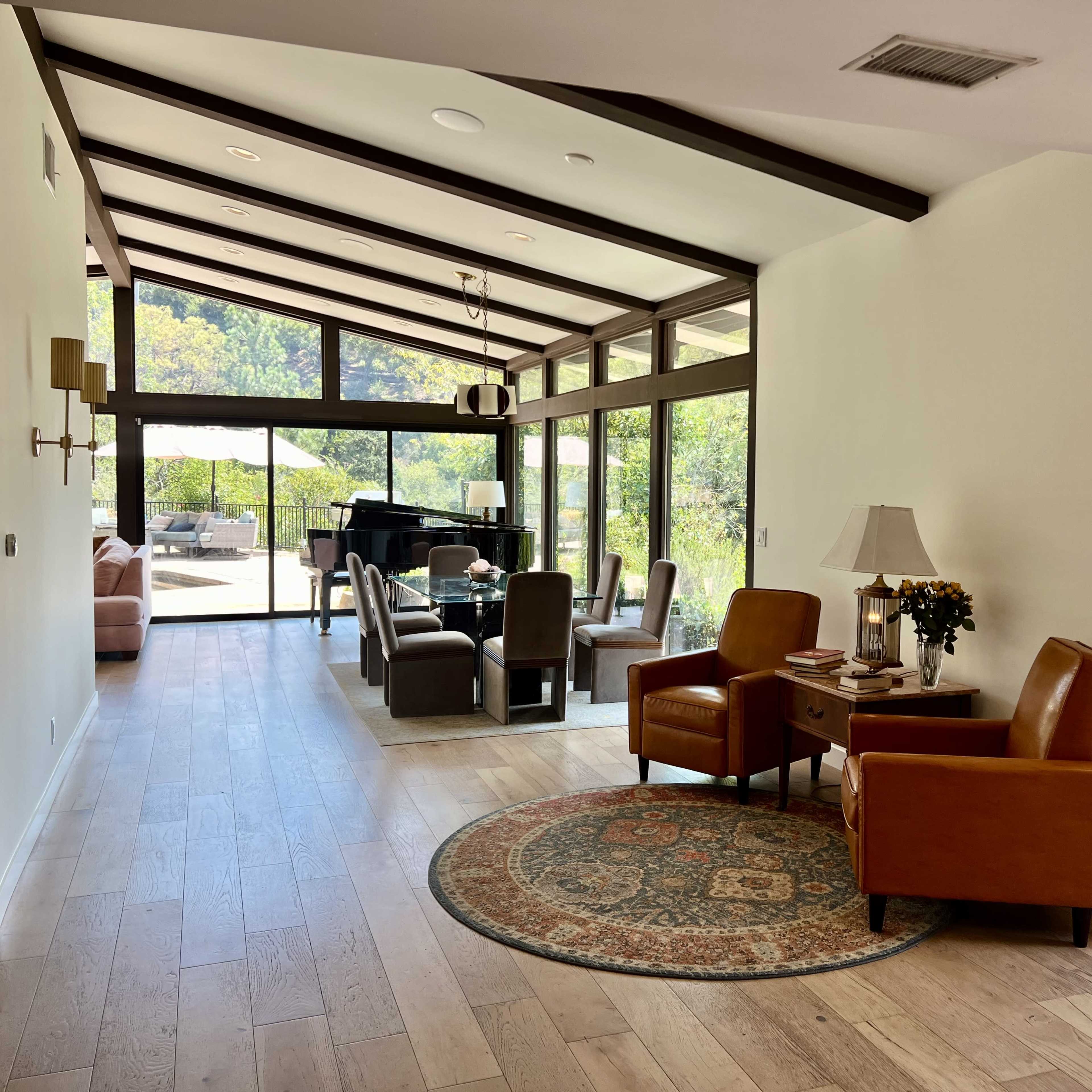 Mid-Century Modern House with Mountain Views Image in Studio City, Los Angeles, CA