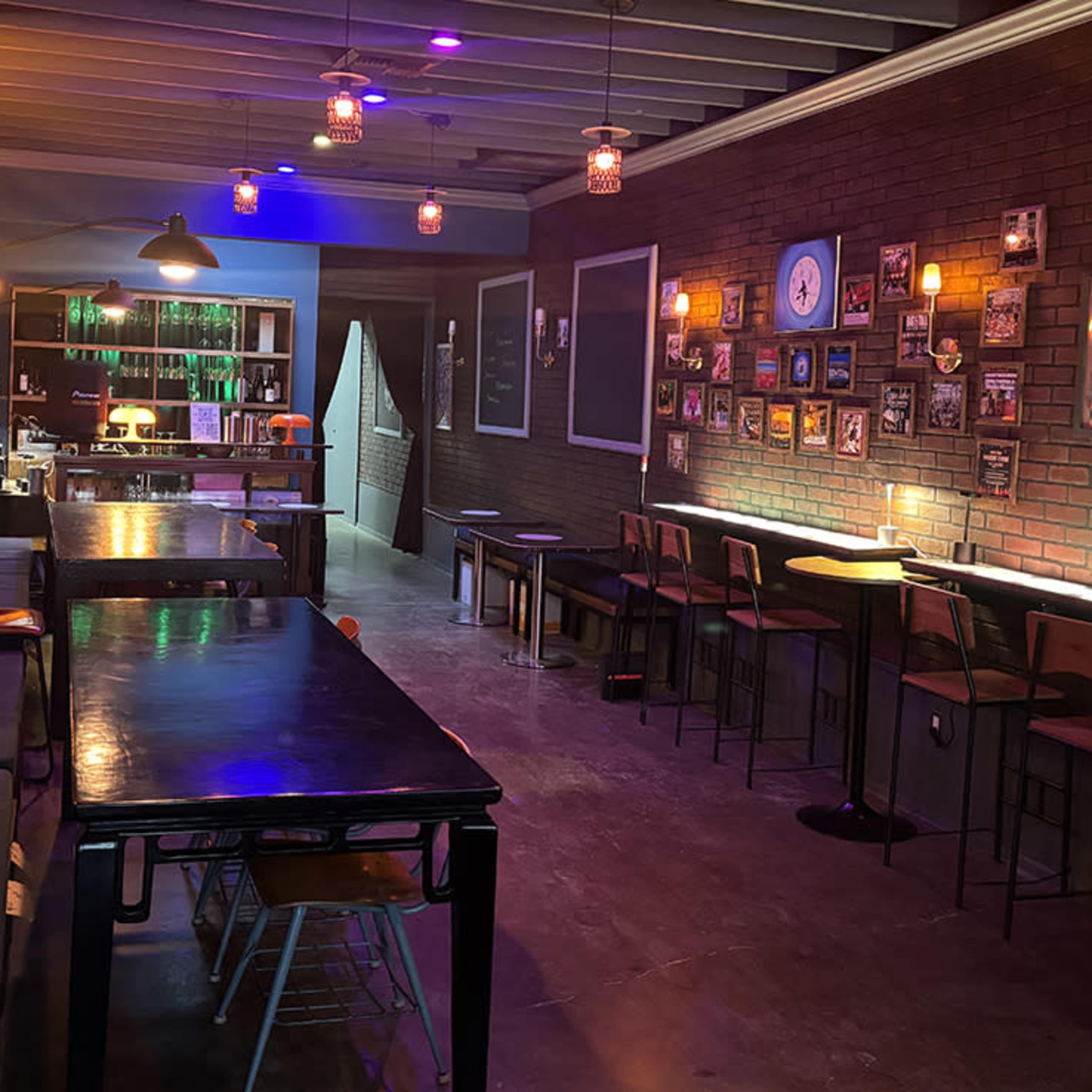 Mid-City Wine Bar with a Private Tasting Room for Events Image in Central LA, Los Angeles, CA