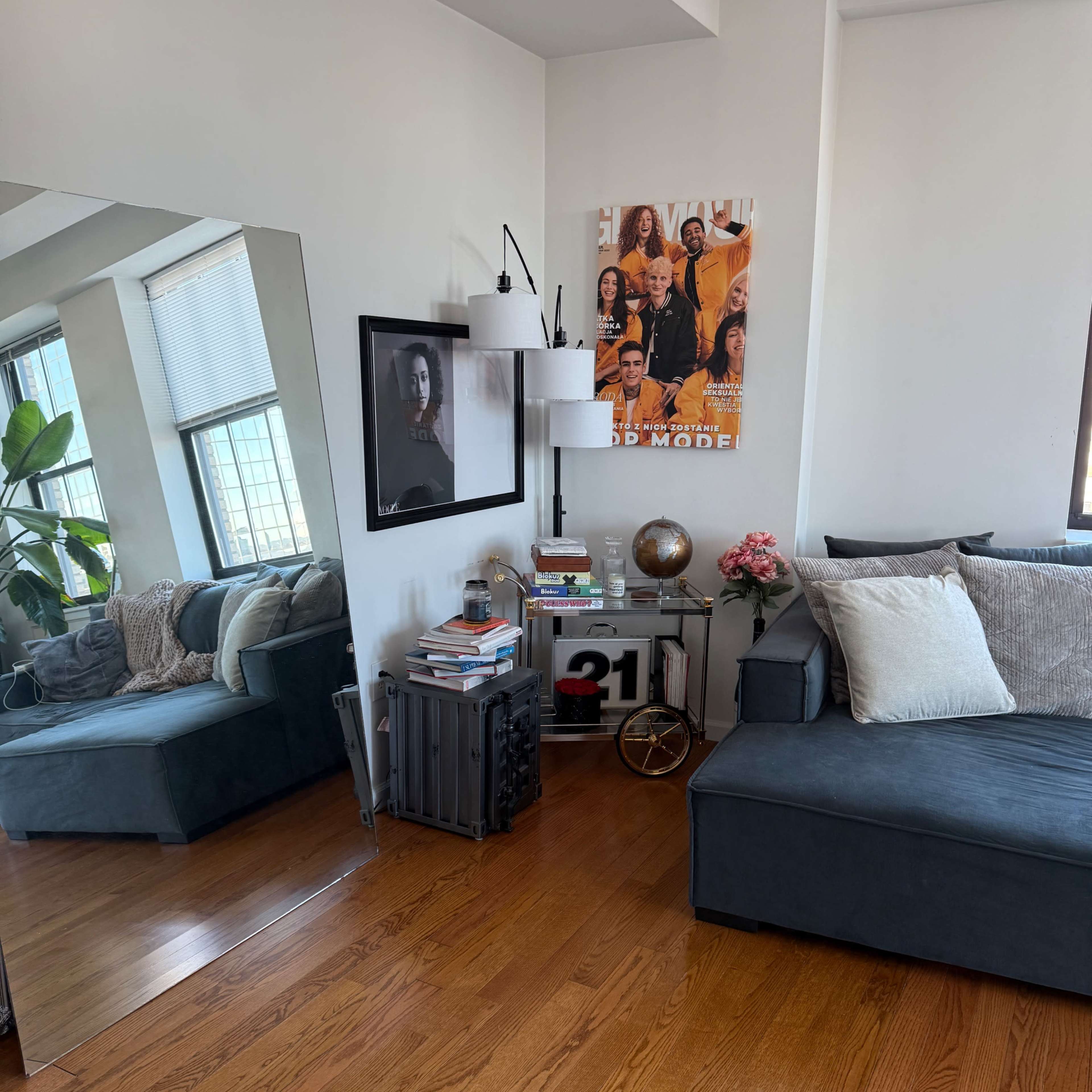 Downtown Apartment with Amazing light and View Image in Central Ward, Newark, NJ