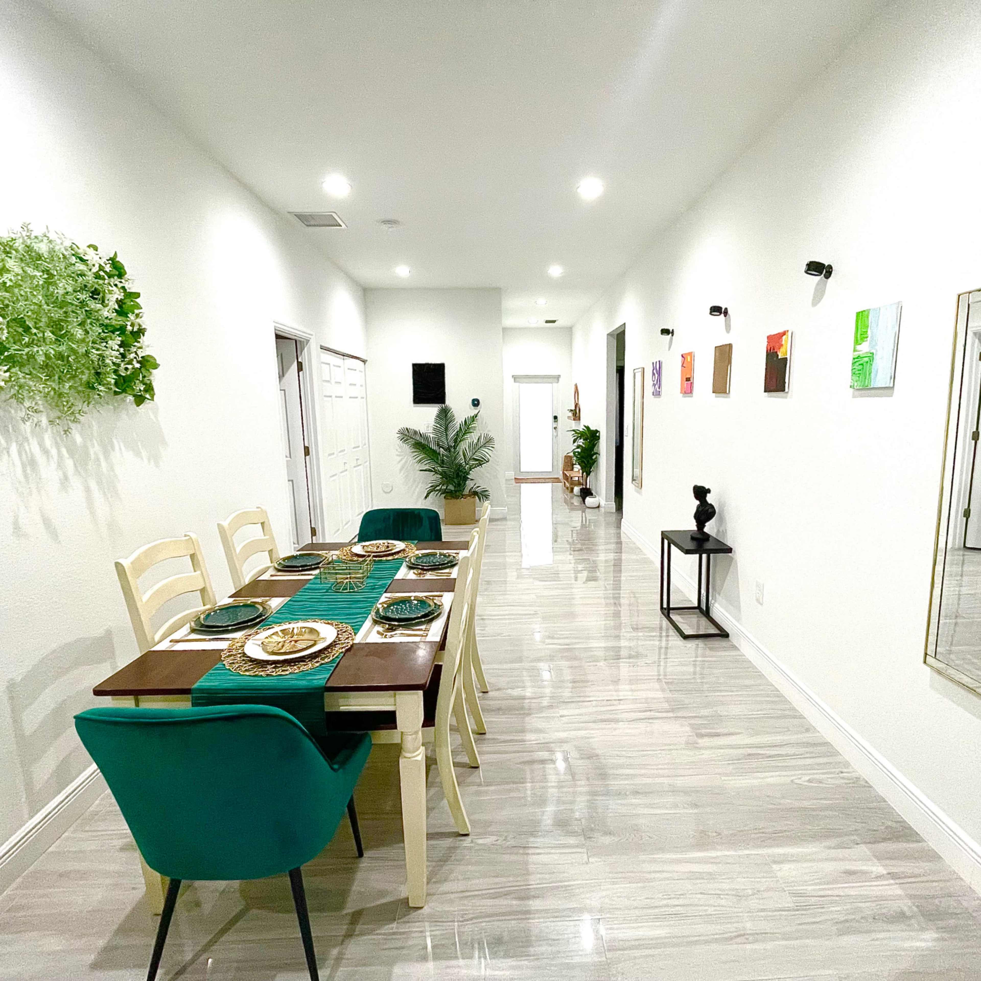 Luxury Home with 3 Unique Bedrooms and Long Hallway Image in Pompano Beach, Pompano Beach, FL