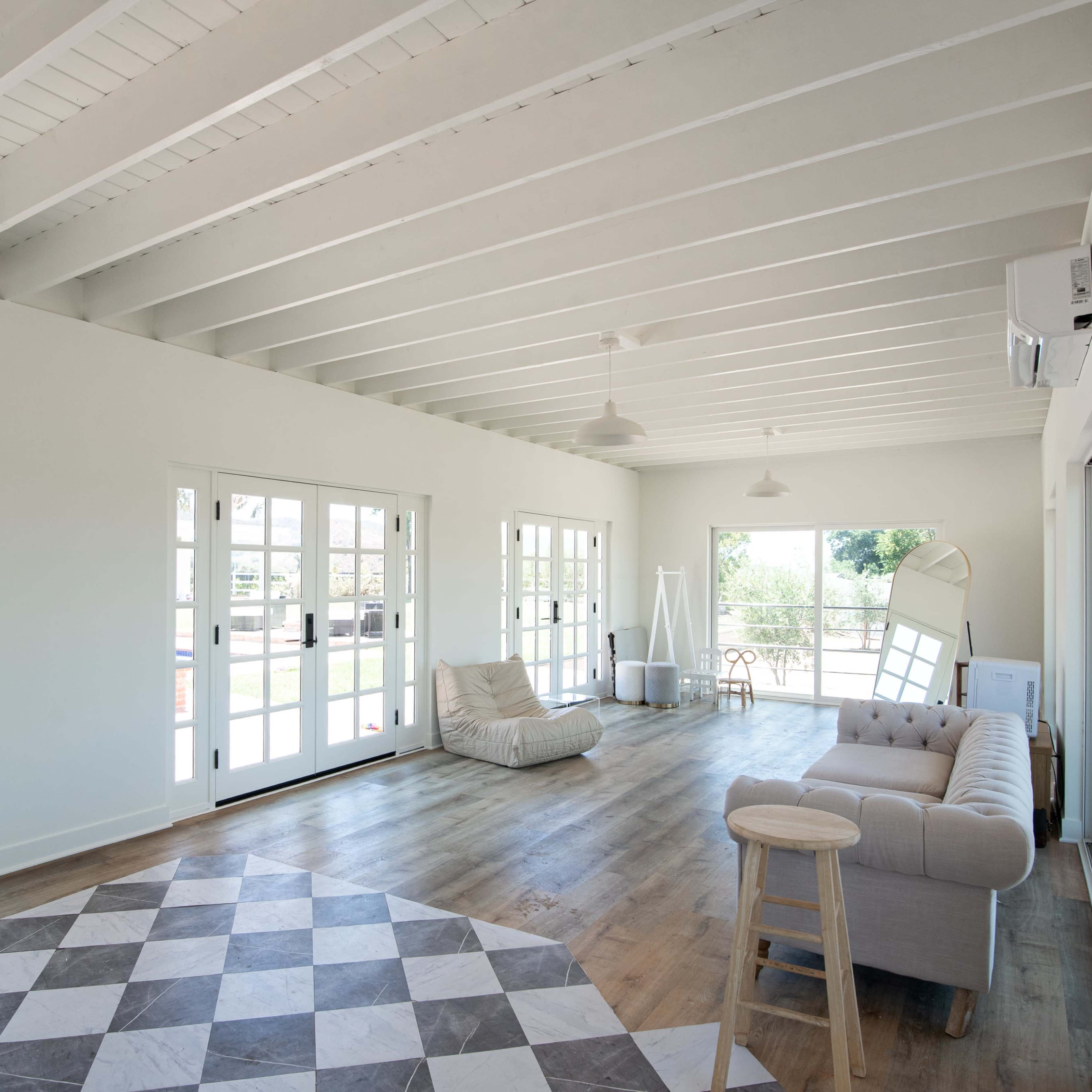 Natural light photo studio Image in , Thousand Oaks, CA