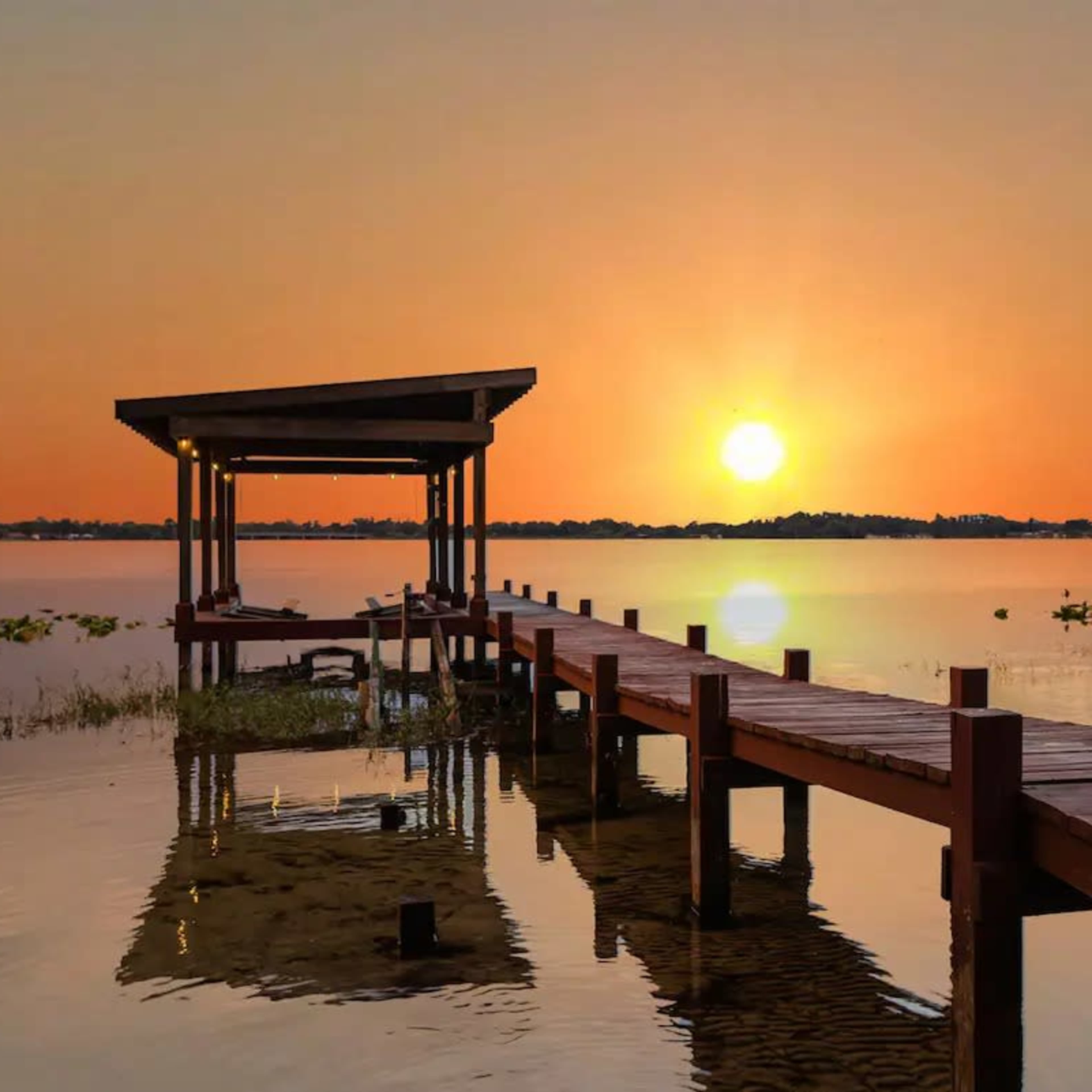 Spacious Lakefront House Image in , Orlando, FL