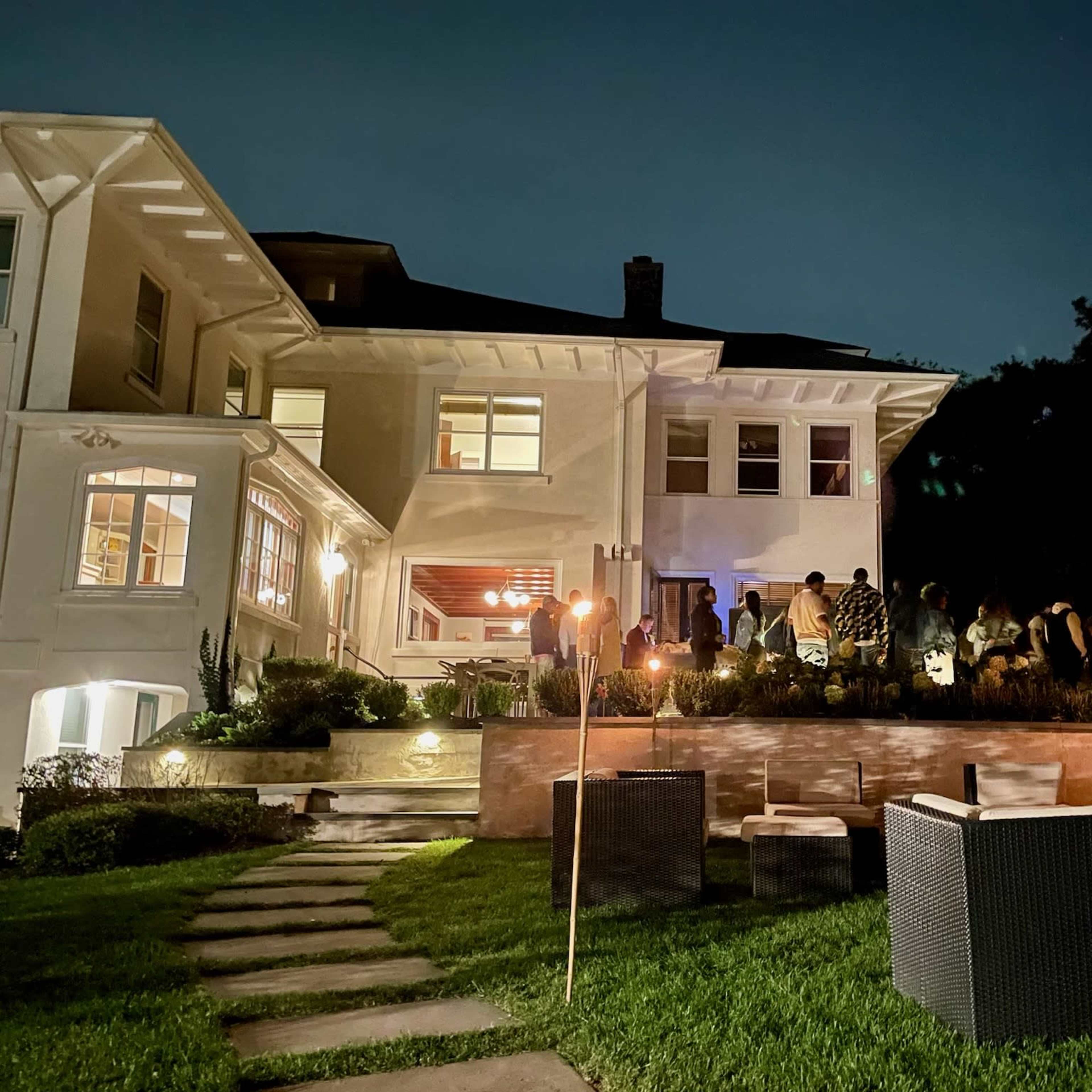 Historic Mansion in Suburbs of NYC. Image in Chatham, Chatham Township, NJ