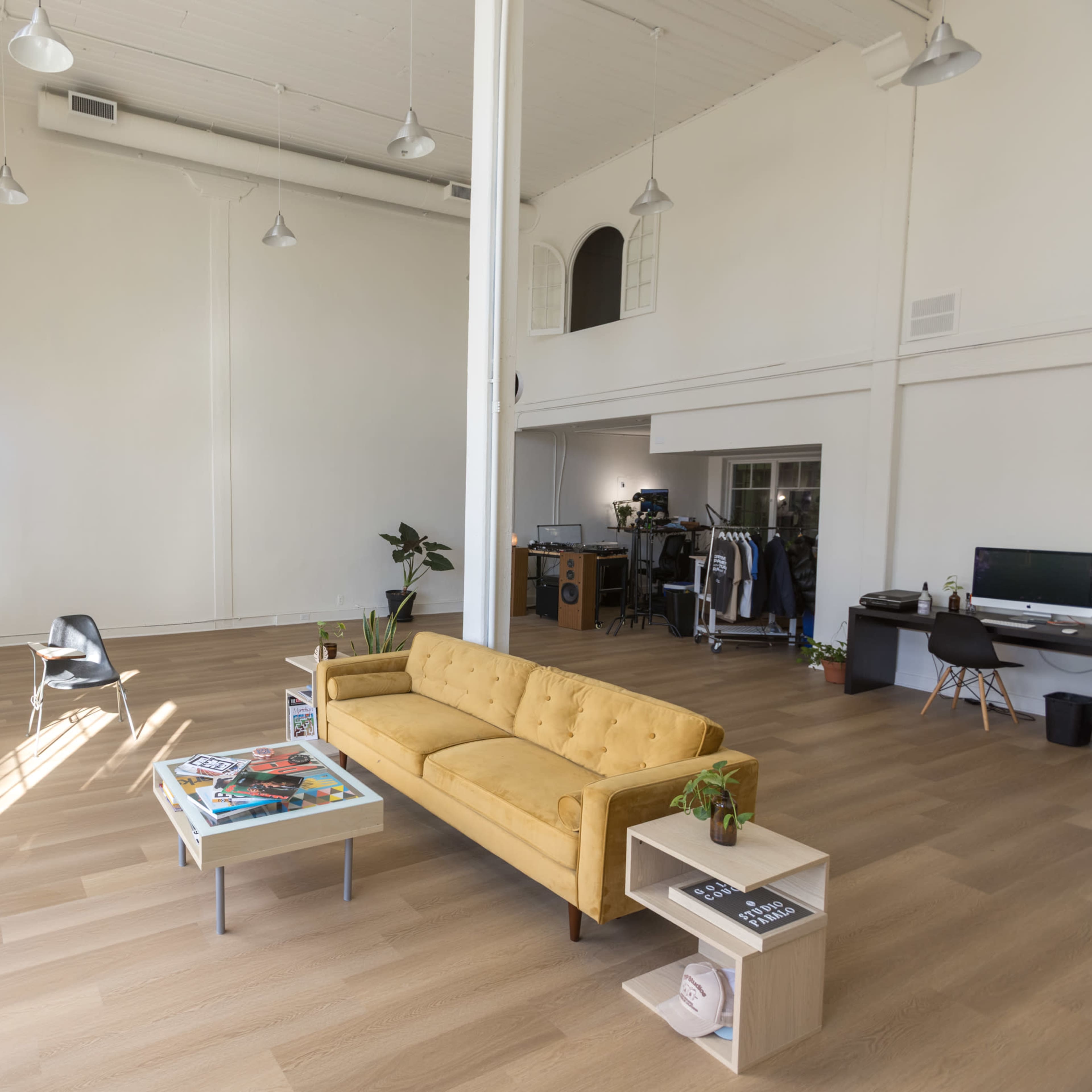 Open Event Space with Lush Courtyard Image in Westlake, Los Angeles, CA