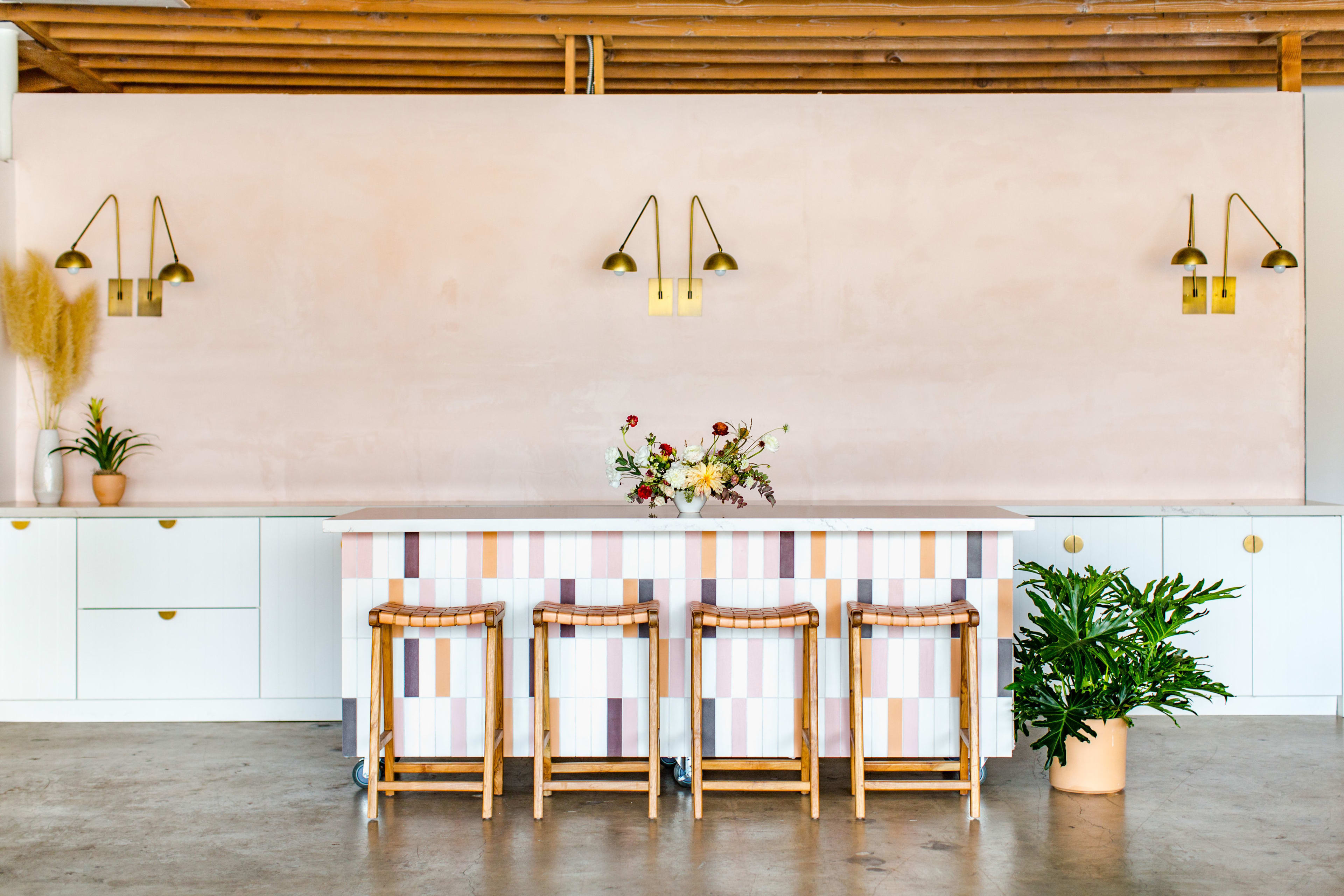 Average cost of wedding bridal shower on sale