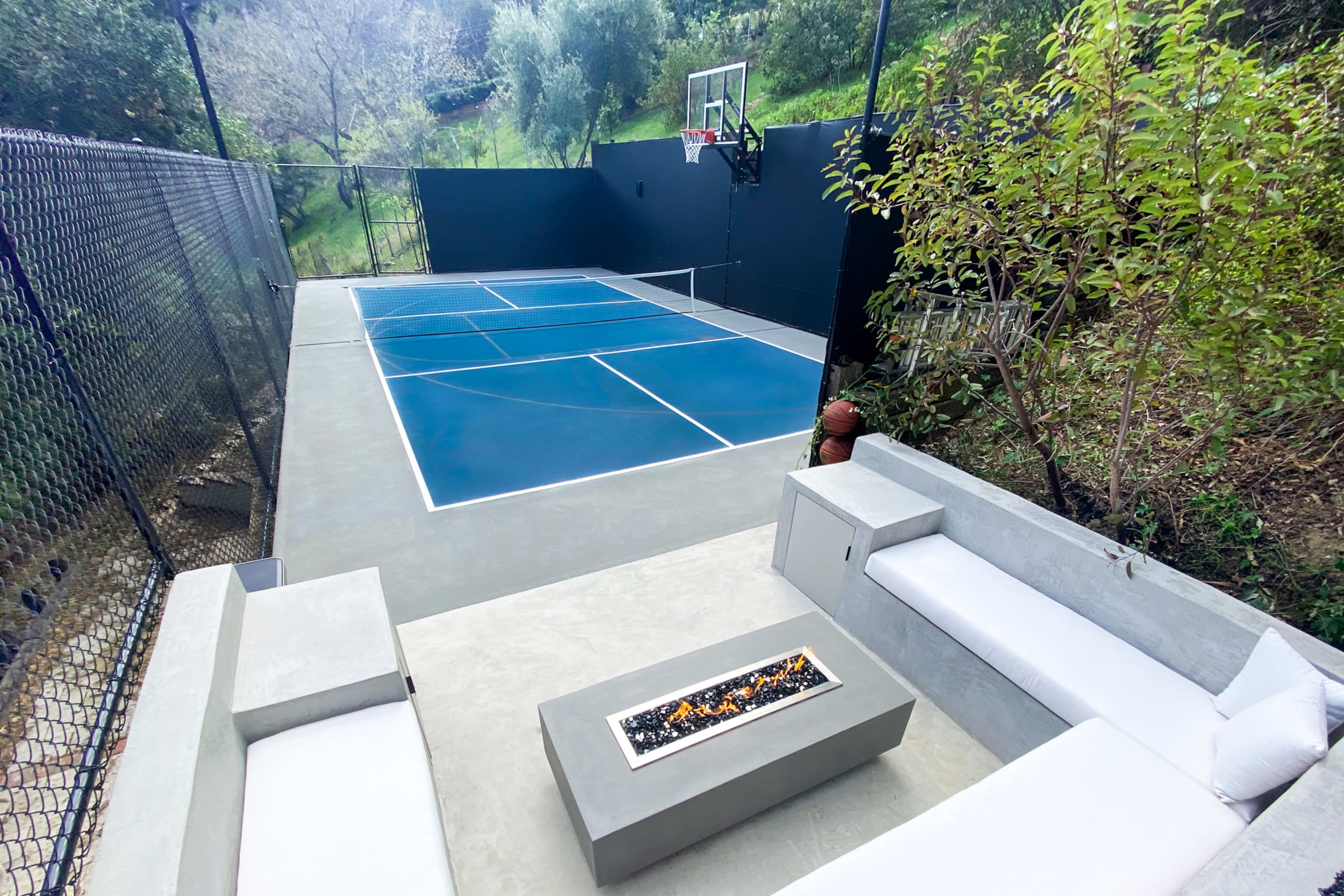The Best Badminton Courts For Rent By The Hour in Los Angeles CA