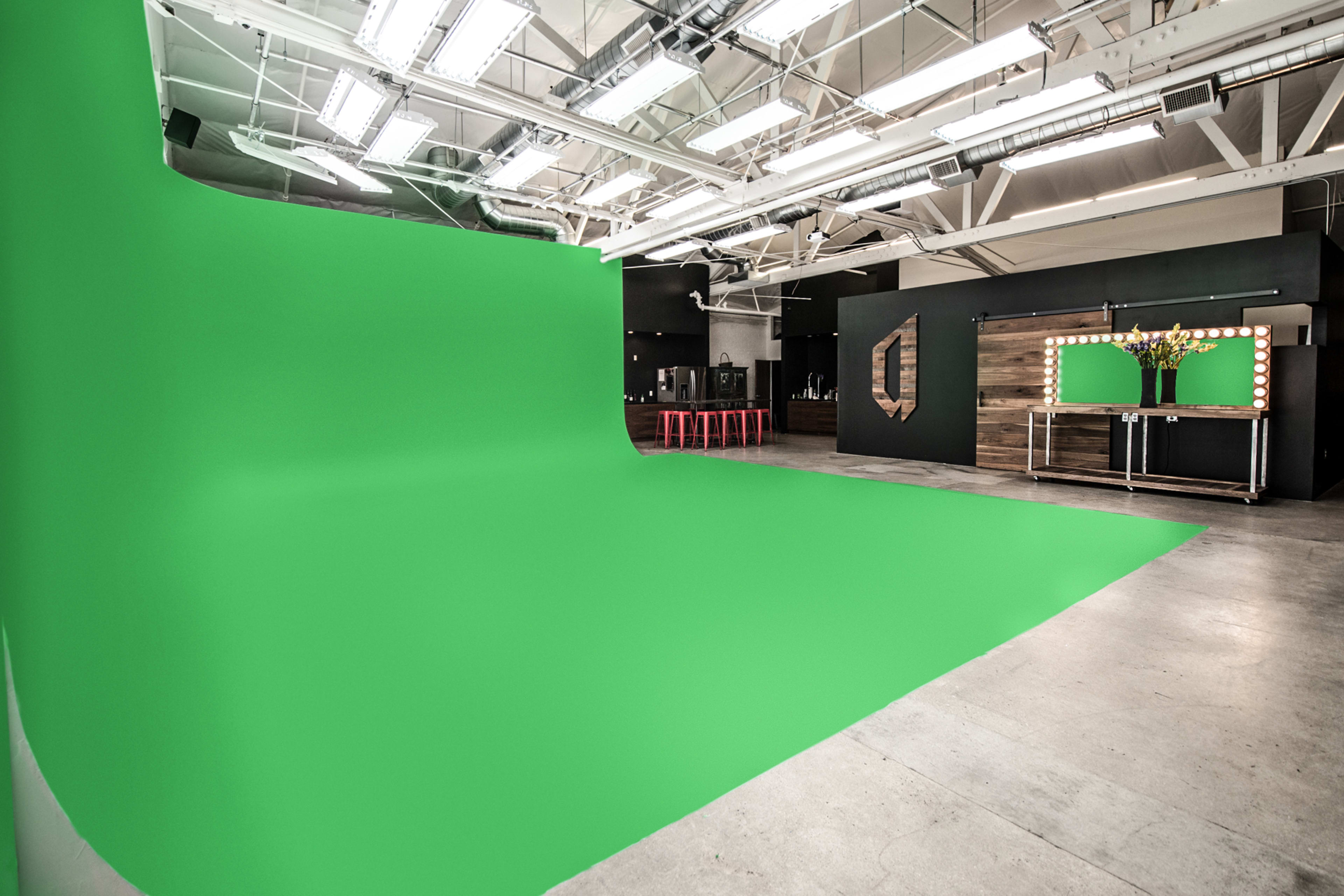 Green Screen Display Rental