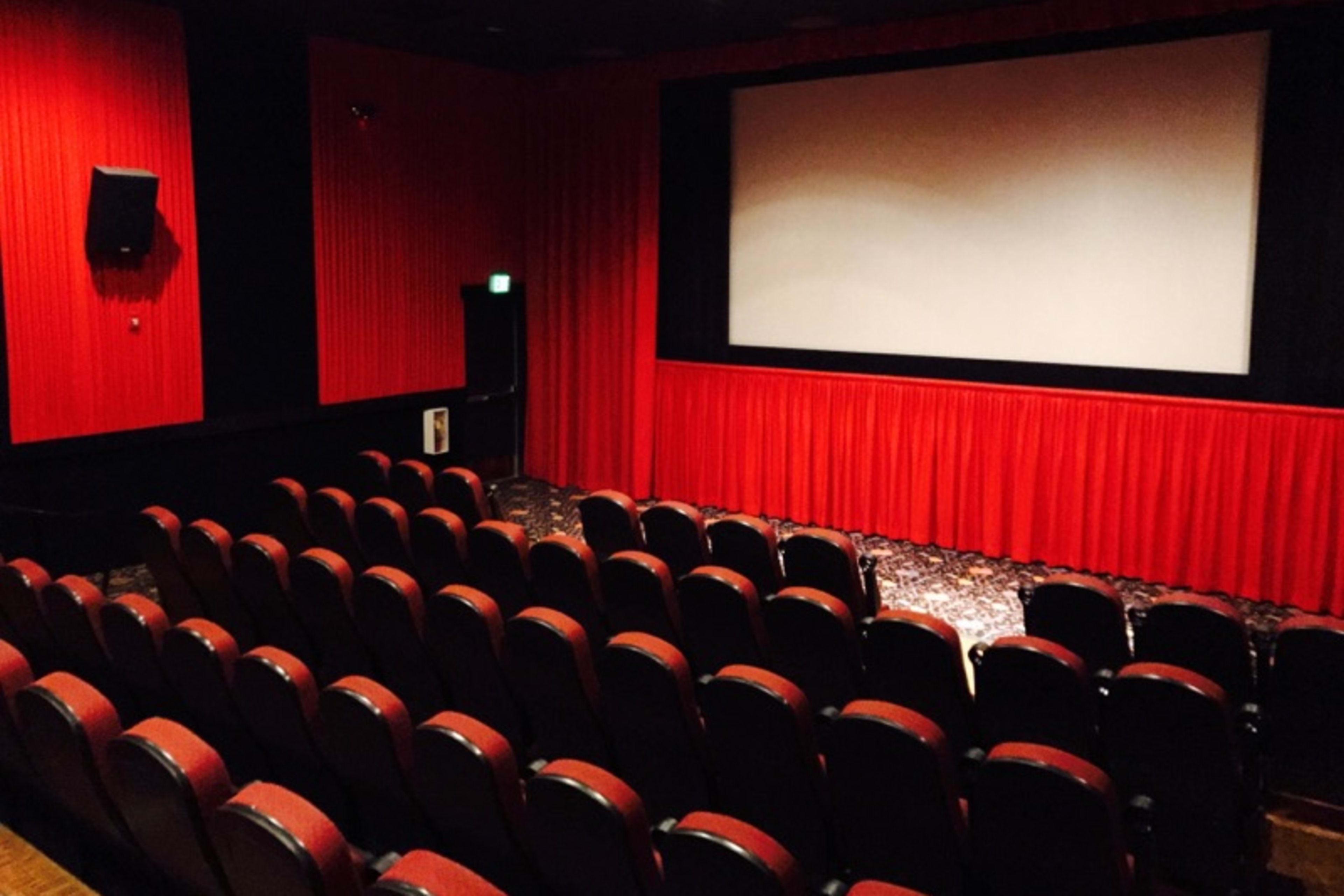 10 Best Movie Theater Venues or Cinemas for Rent Near Me