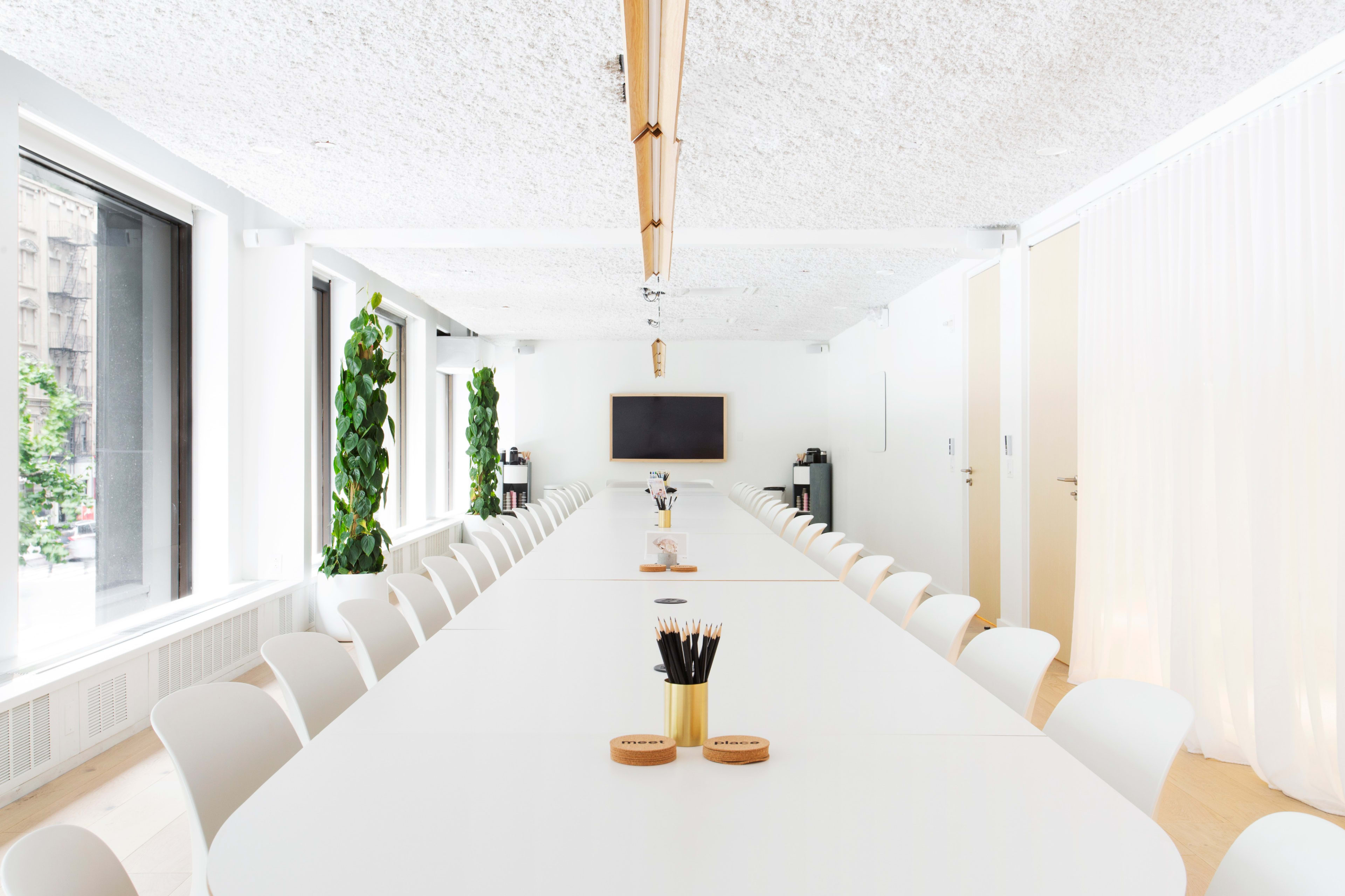 7 Best Meeting Rooms for Rent in Montgomery, AL | Peerspace