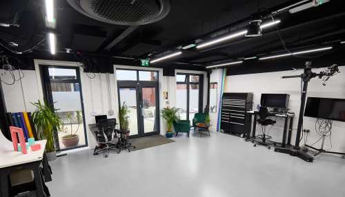 11 Best Podcast Studios for Hire in Bristol, England Peerspace