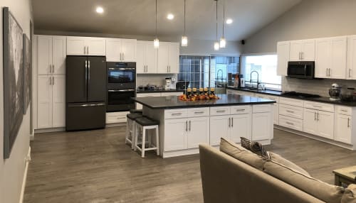 10 Best Filming Locations For Rent in Simi Valley, CA | Peerspace