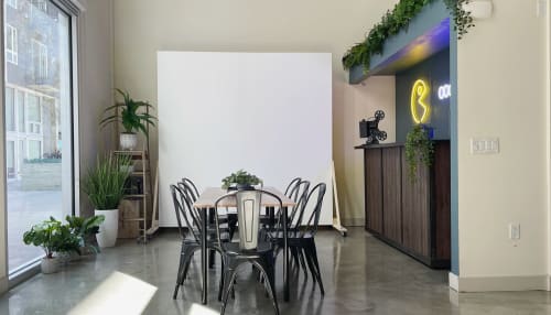 small meeting rooms for rent near me