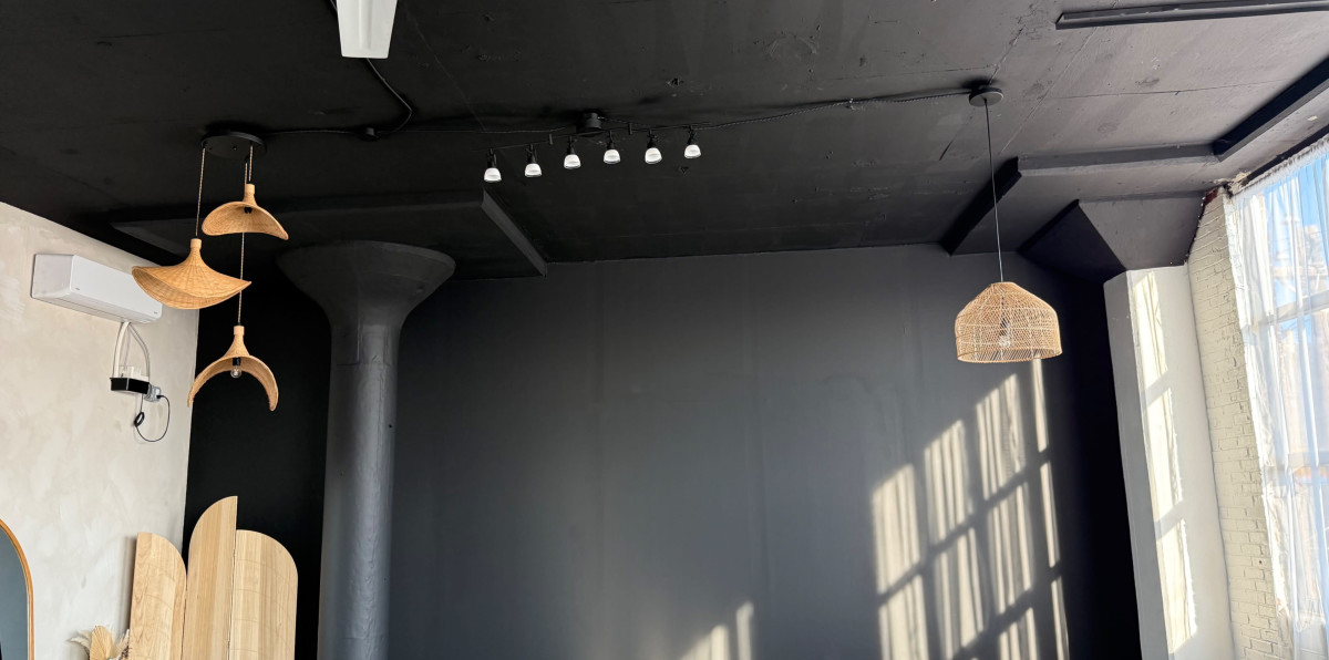 Minimalist Japandi Neutral Content Photo Studio in Northeast Philadelphia,PhiladelphiaPA | Peerspace